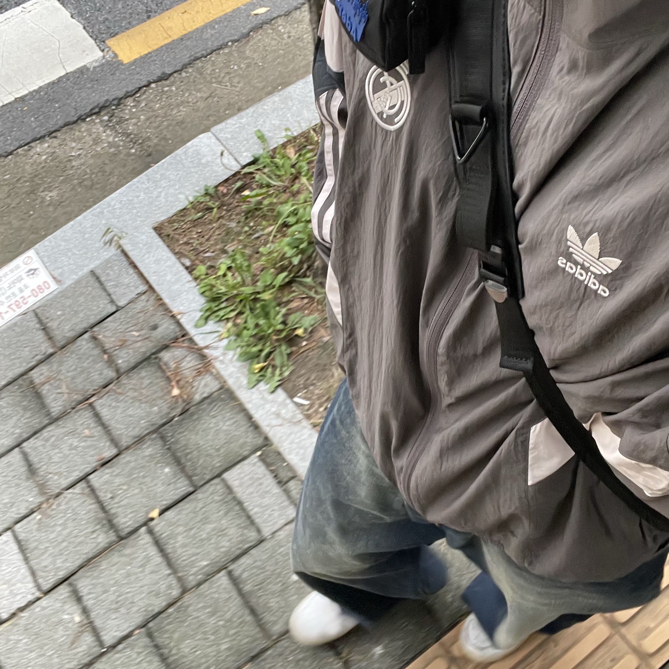 Adidas Real Madrid Originals Track Top Charcoal Grey - KR Sizing 착용 스타일