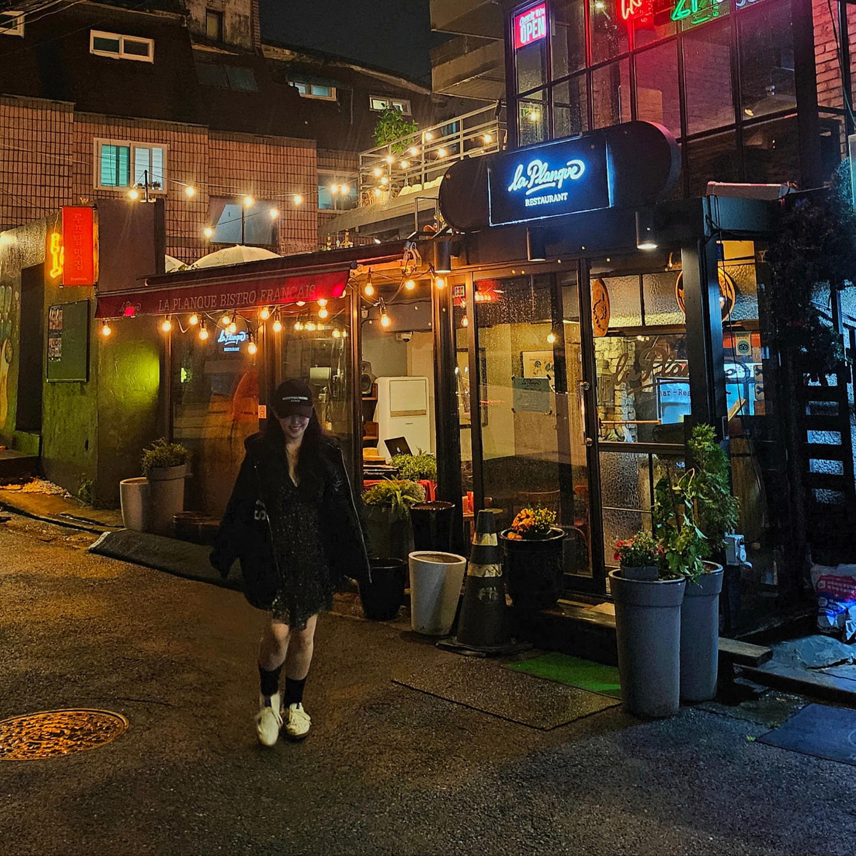 Supreme x Champion Zip Up Hooded Sweatshirt Black - 24SS, Wooyoungmi Embroidered Ball Cap Black - 24FW 착용 스타일 - 3