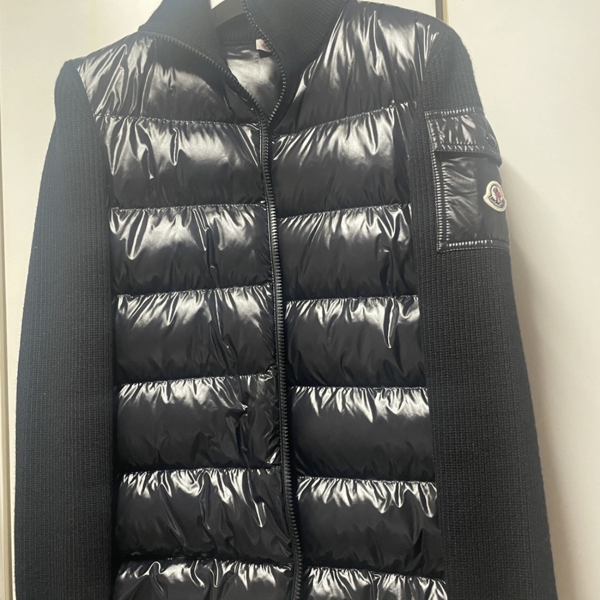 (W) Moncler Padded Wool Cardigan Black - 23FW 착용 스타일