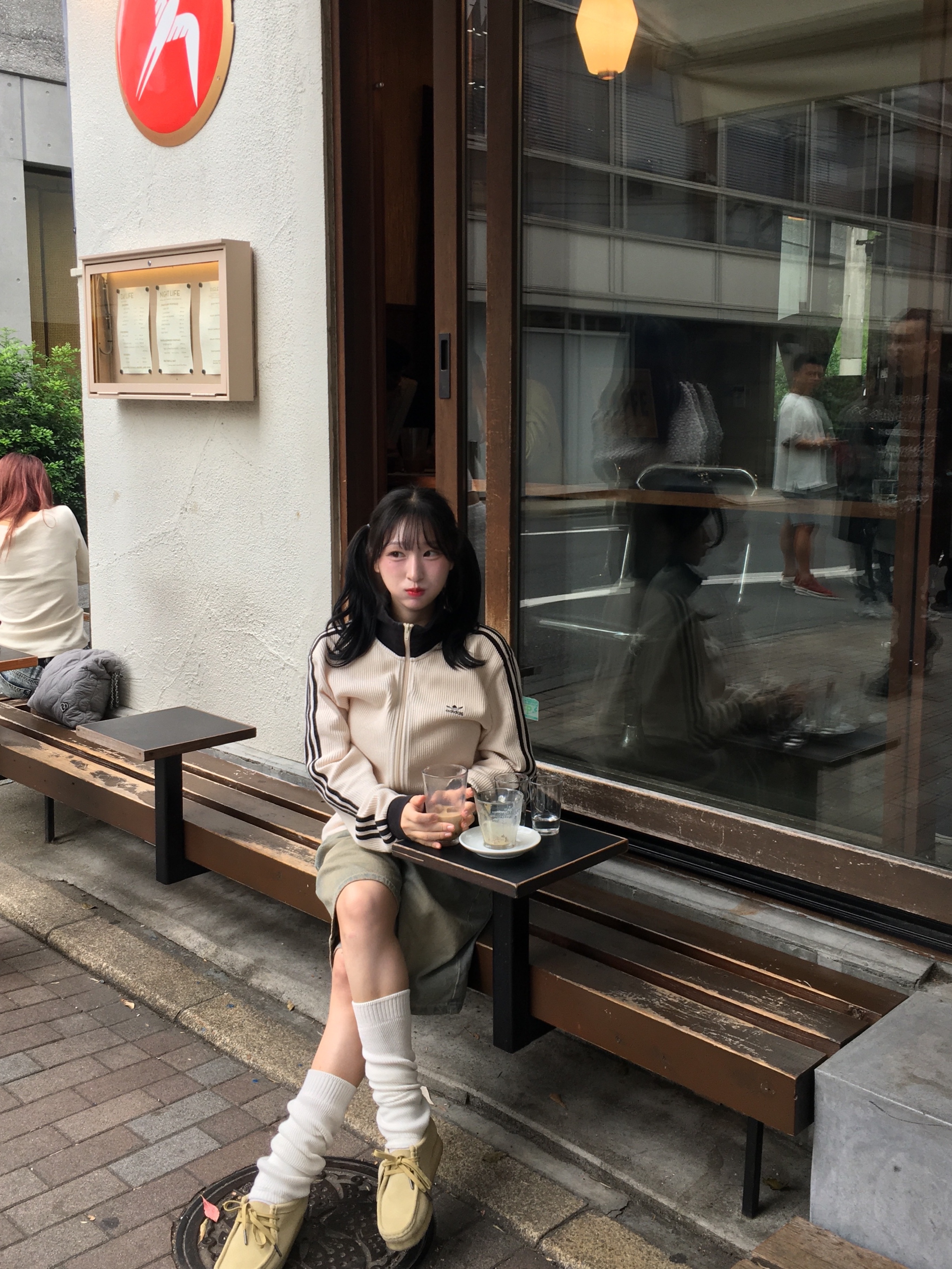 Adidas Adicolor Classic Waffle Beckenbauer Track Jacket Wonder White - KR Sizing, (W) Clarks Wallabee Maple Suede 착용 스타일