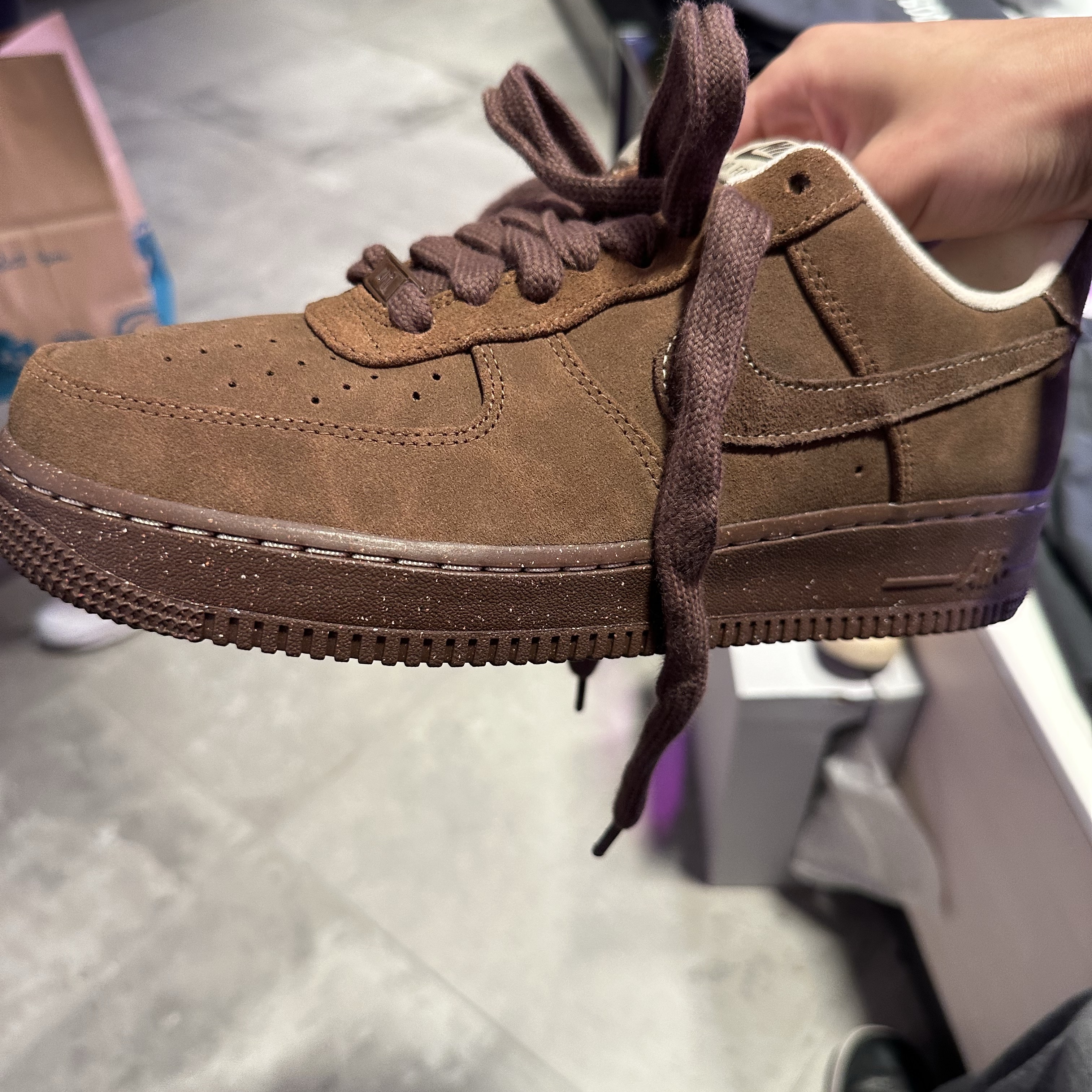 (W) Nike Air Force 1 '07 Cacao Wow 착용 스타일 - 2