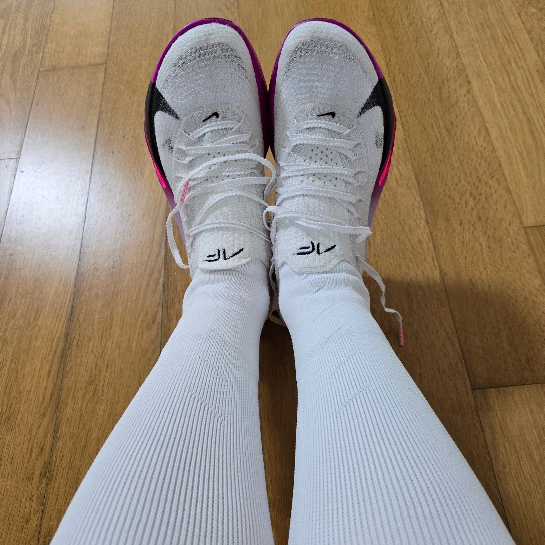 (W) Nike Air Zoom Alphafly Next% 3 Hyper Pink 착용 스타일