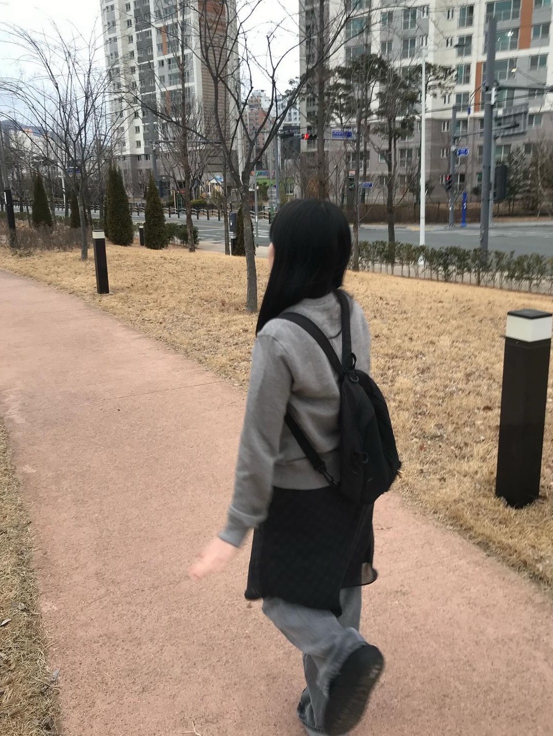 Subu Permanent F-Line Black, Mischief 2Way Mesh Sling Bag Black 착용 스타일 - 2