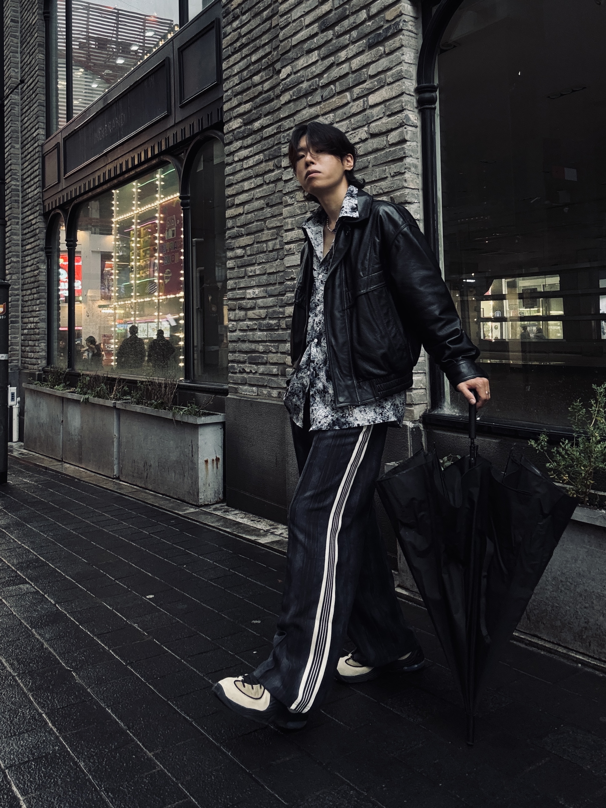 Nike x Stussy Air Penny II Rattan and Limestone 착용 스타일 - 1