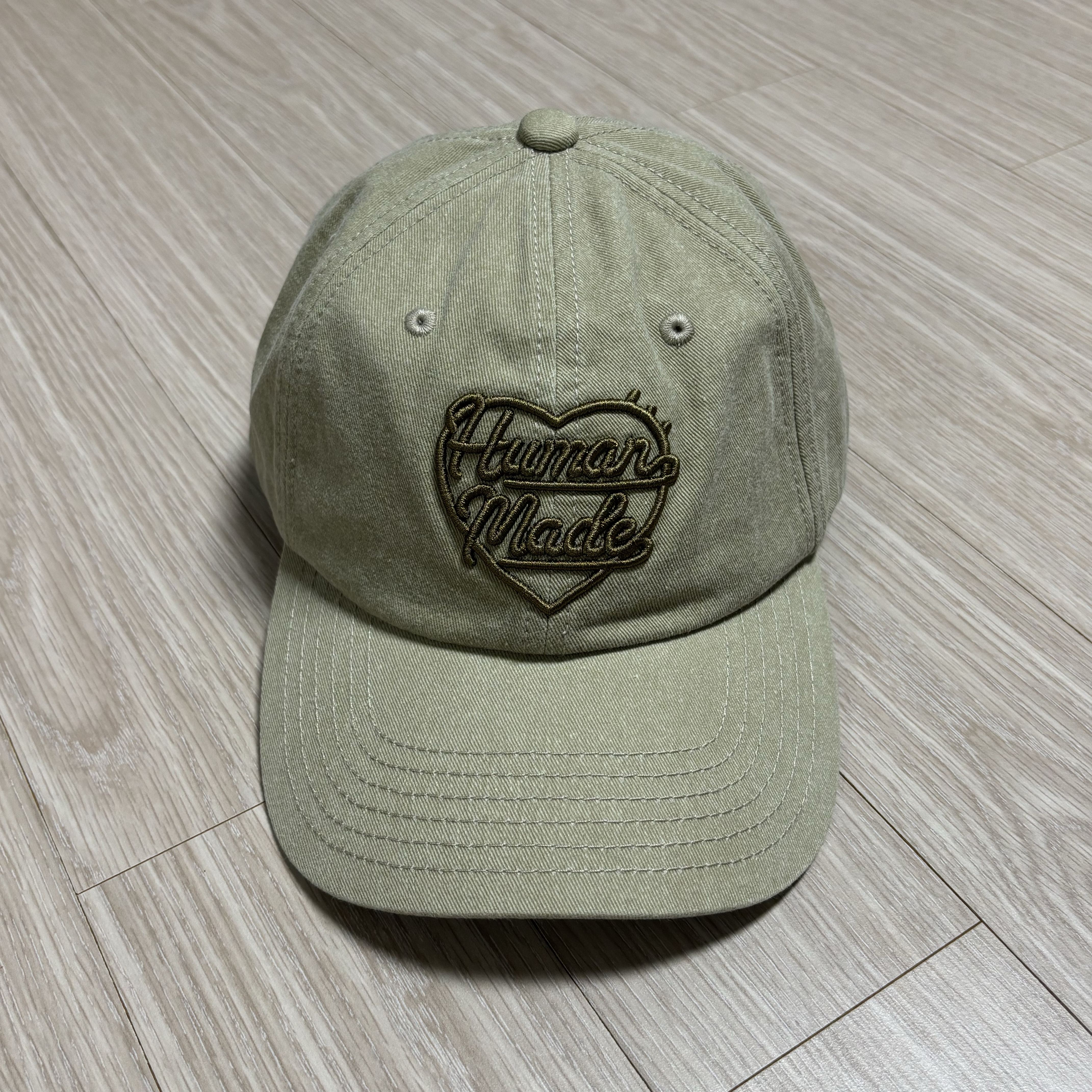 Human Made 6 Panel Twill Cap #1 Beige 착용 스타일 - 1
