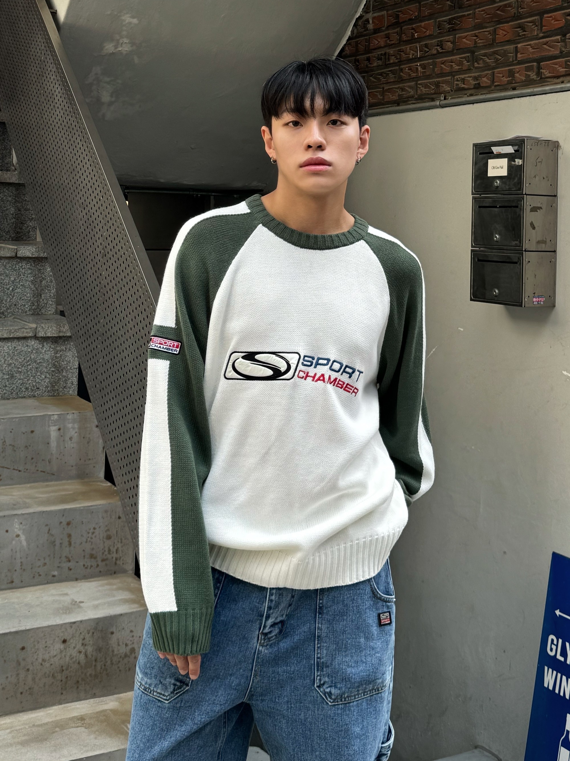 SPORT CHAMBER SC Flash Raglan Sweater Green 착용 스타일
