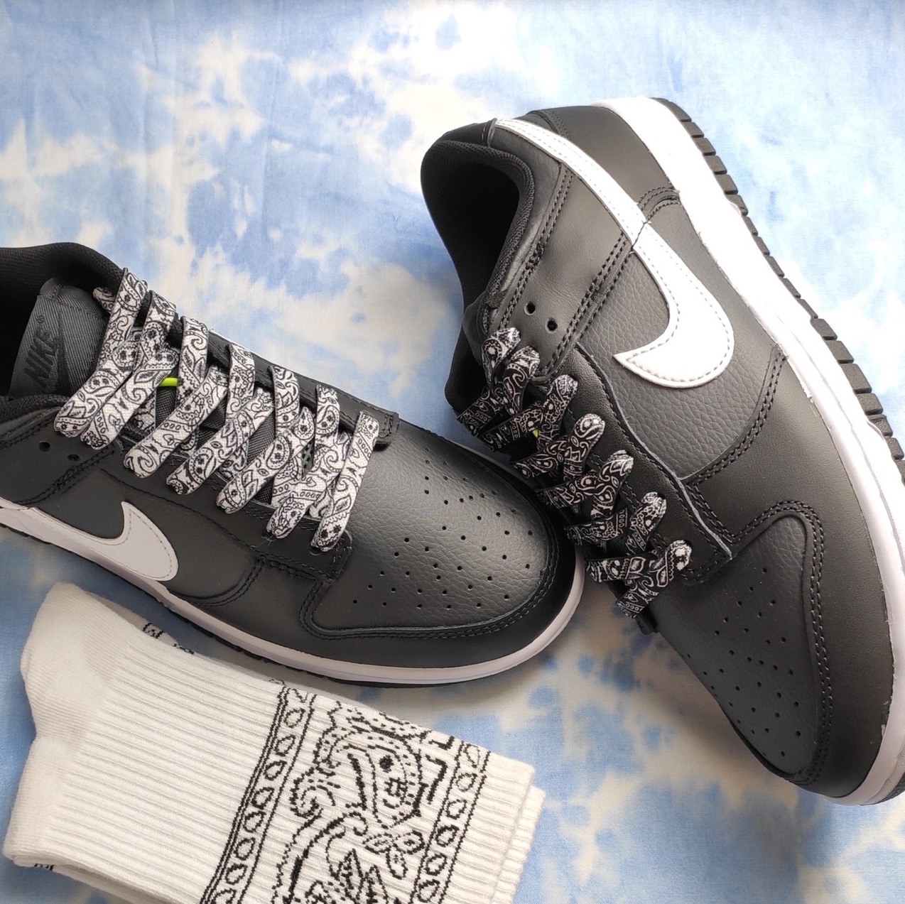 (GS) Nike Dunk Low Black White 착용 스타일 - 3