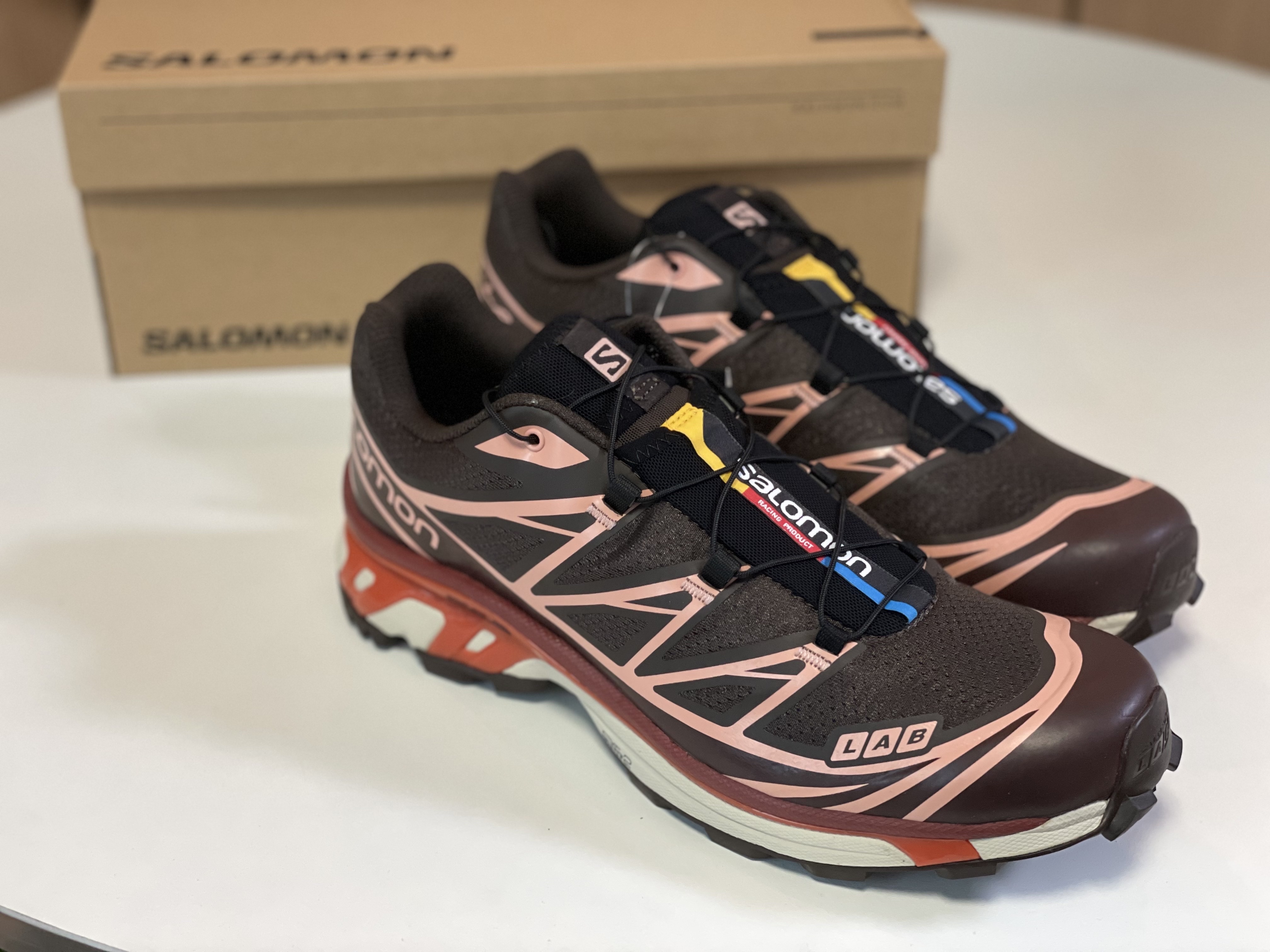 Salomon XT-6 Delicioso Chocolate Fondant, Salomon XT-6 ADV Black 착용 스타일 - 1