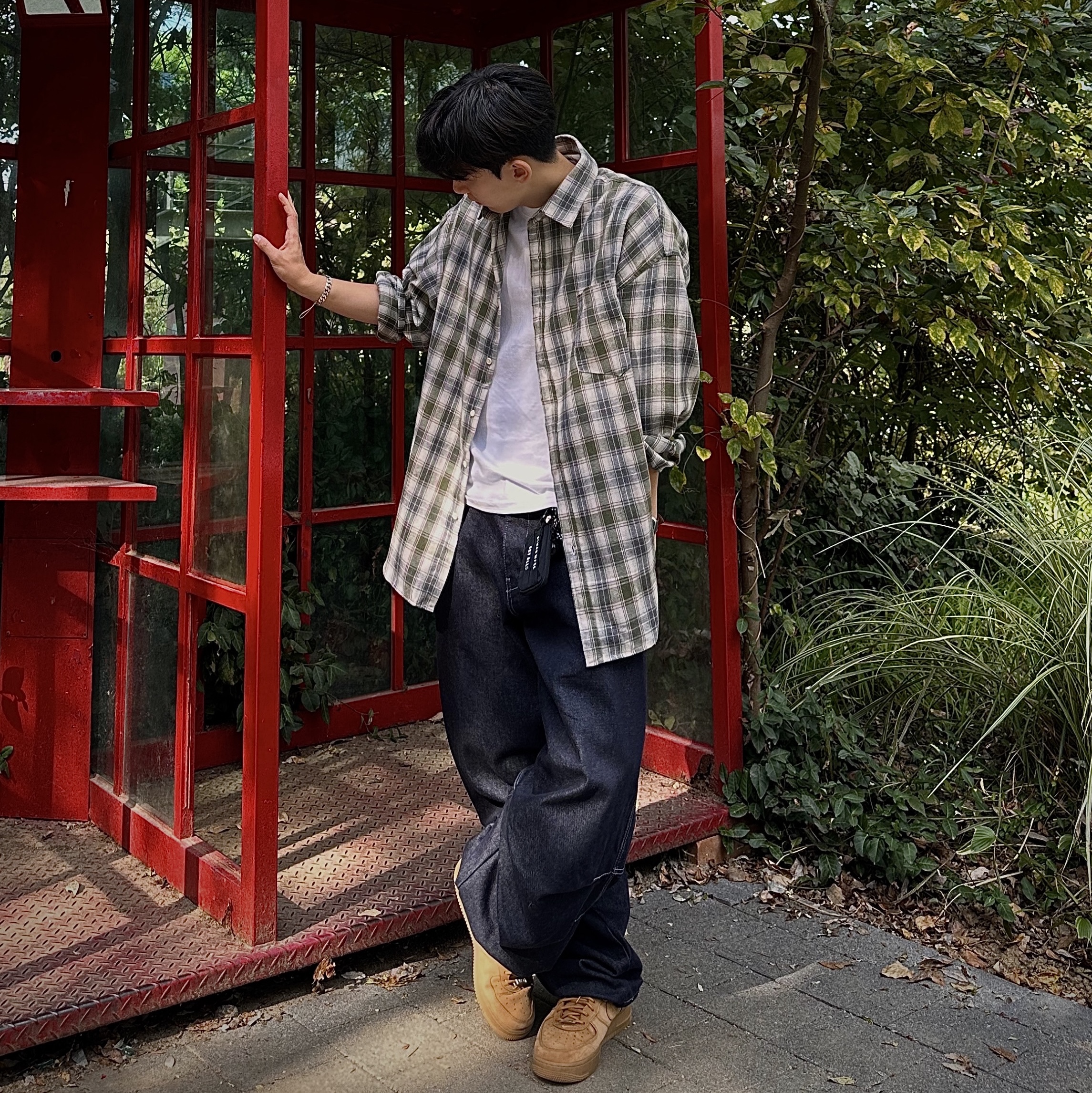 Nike x Supreme Air Force 1 Low Flax 착용 스타일