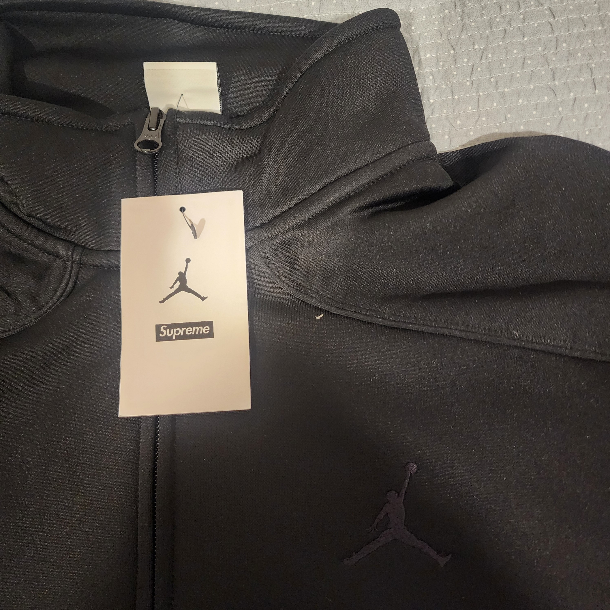 Supreme x Jordan Tricot Track Jacket Black - 24FW 착용 스타일 - 4