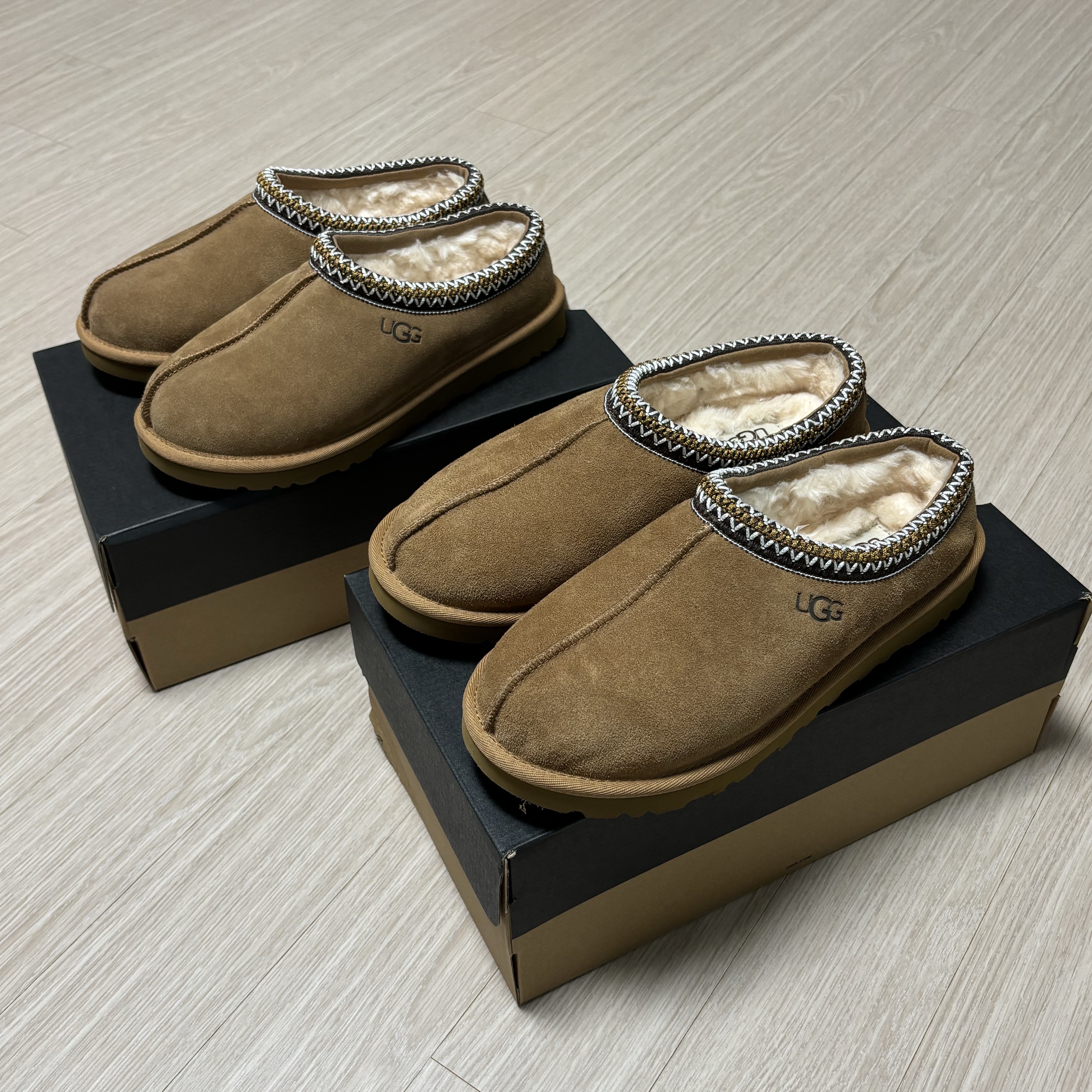 UGG Tasman Slipper Chestnut 착용 스타일