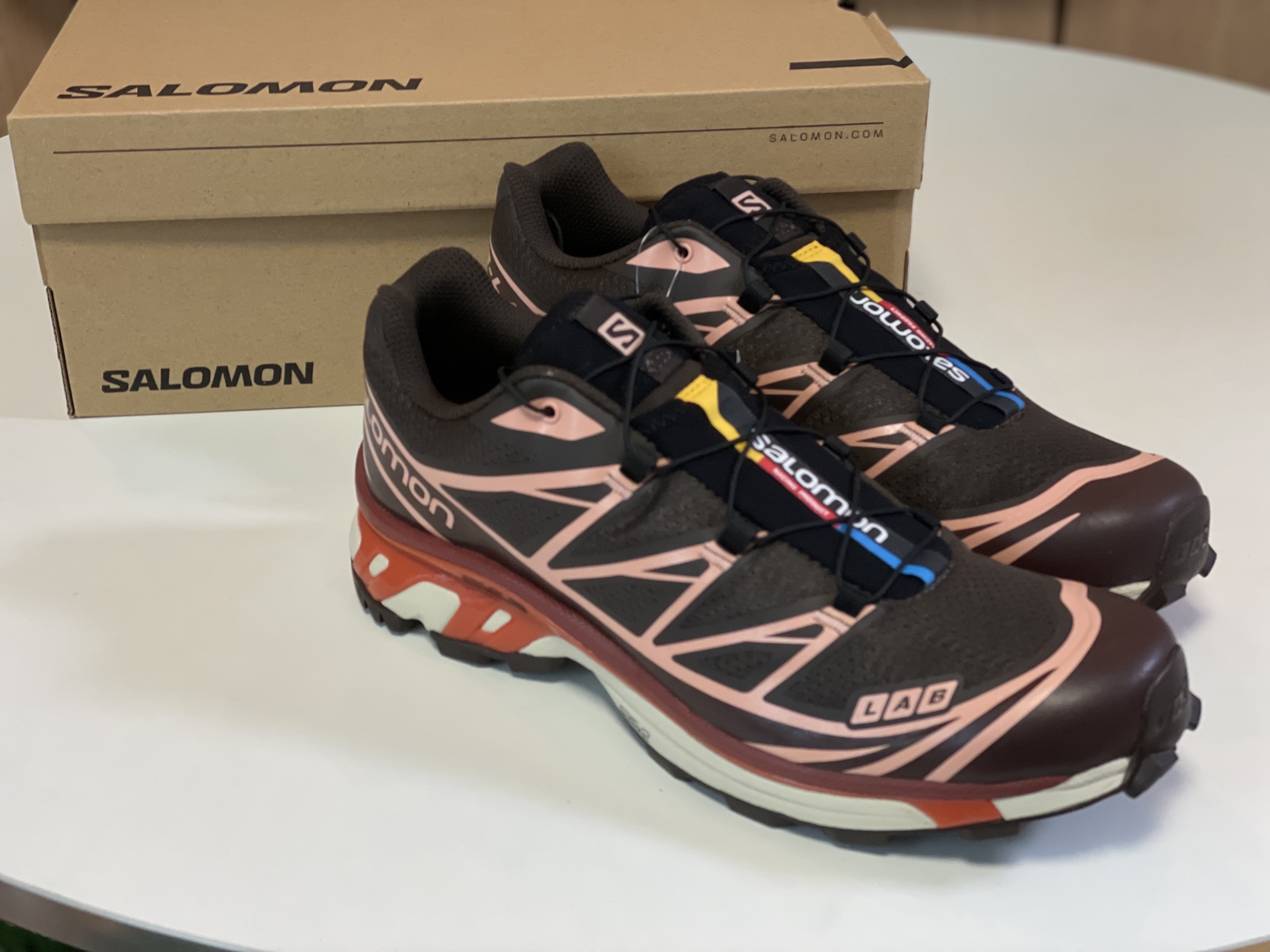 Salomon XT-6 Delicioso Chocolate Fondant, Salomon XT-6 ADV Black 착용 스타일 - 2