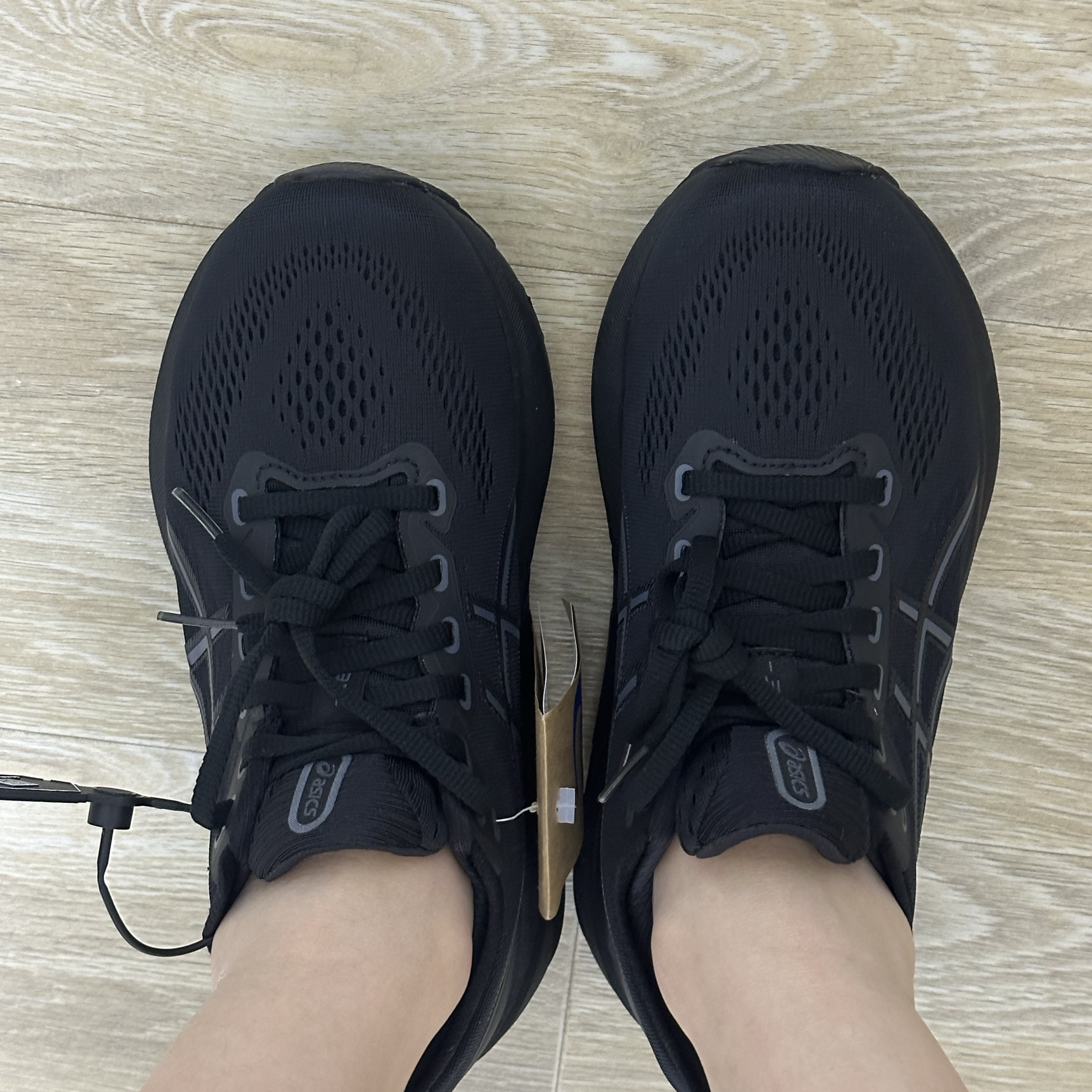 (W) Asics Gel-Kayano 31 Black - D Wide 착용 스타일