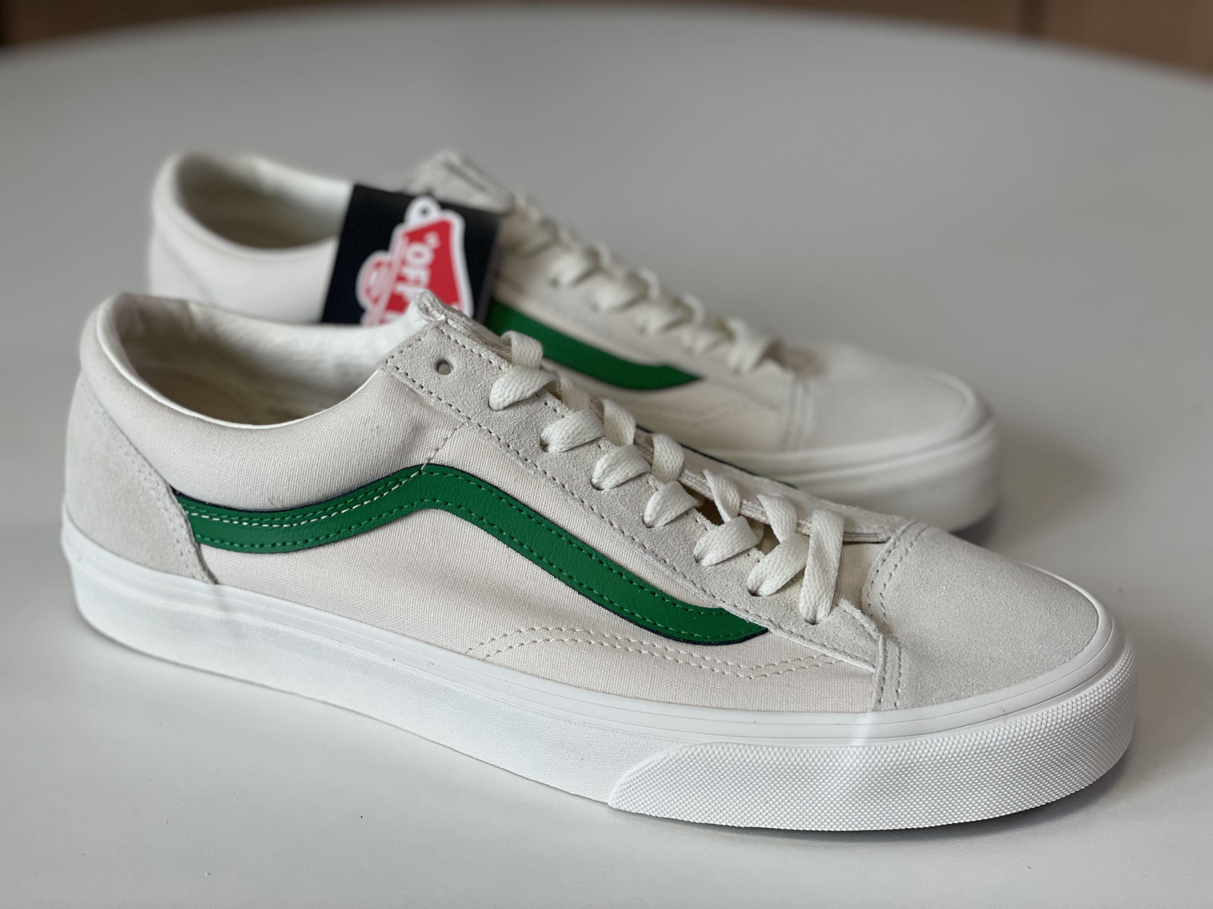 Vans Style 36 Marshmallow Jolly Green 착용 스타일