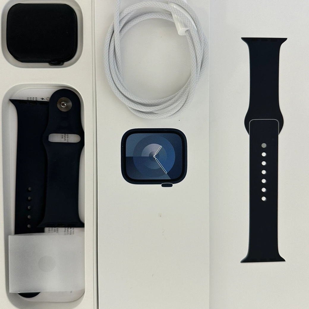 Apple Watch Series 9 45mm Cellular Midnight Aluminium Case with Solo Loop Midnight (Korean Ver.) 착용 스타일