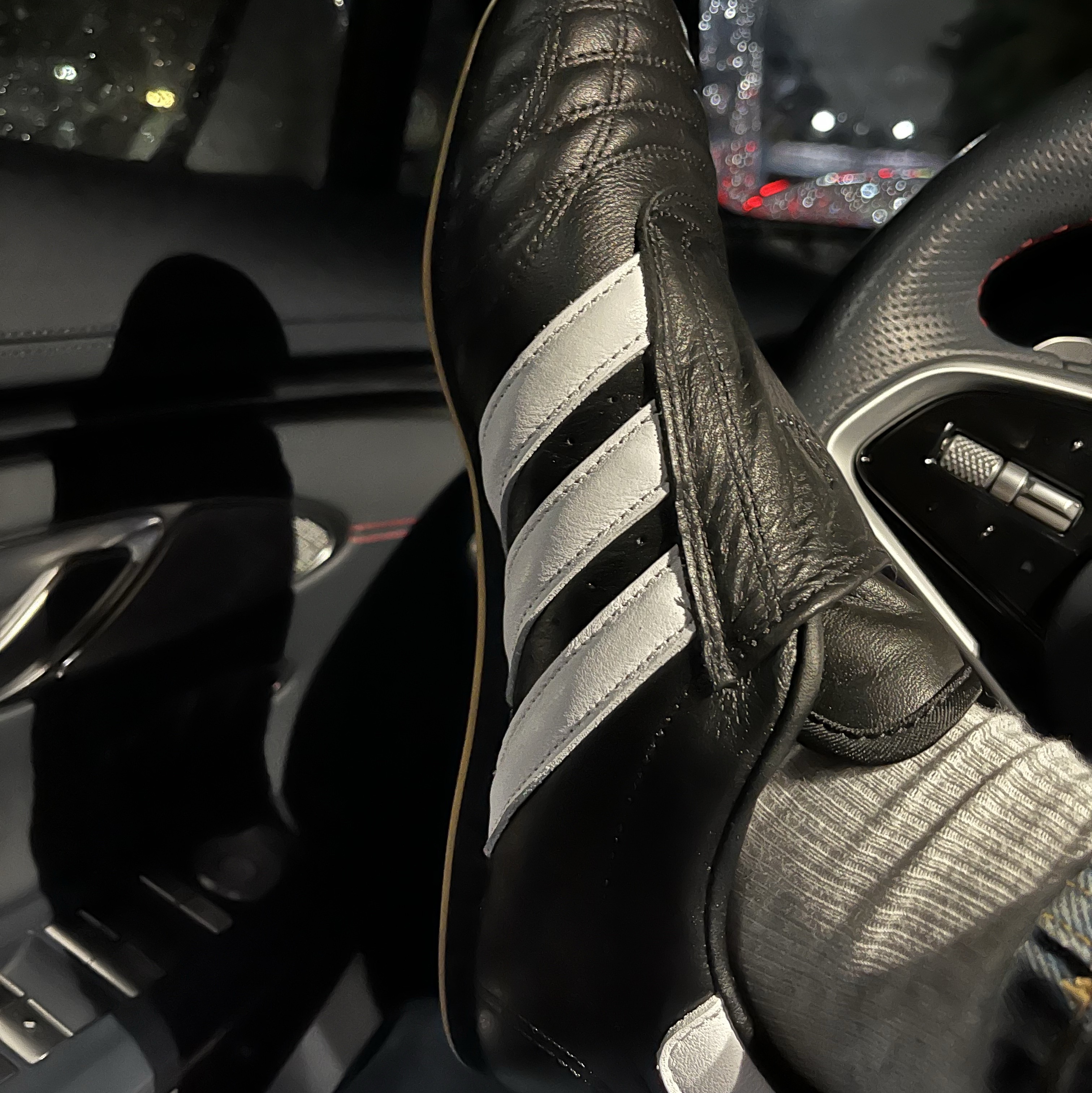(W) Adidas Taekwondo Core Black Cloud White 착용 스타일