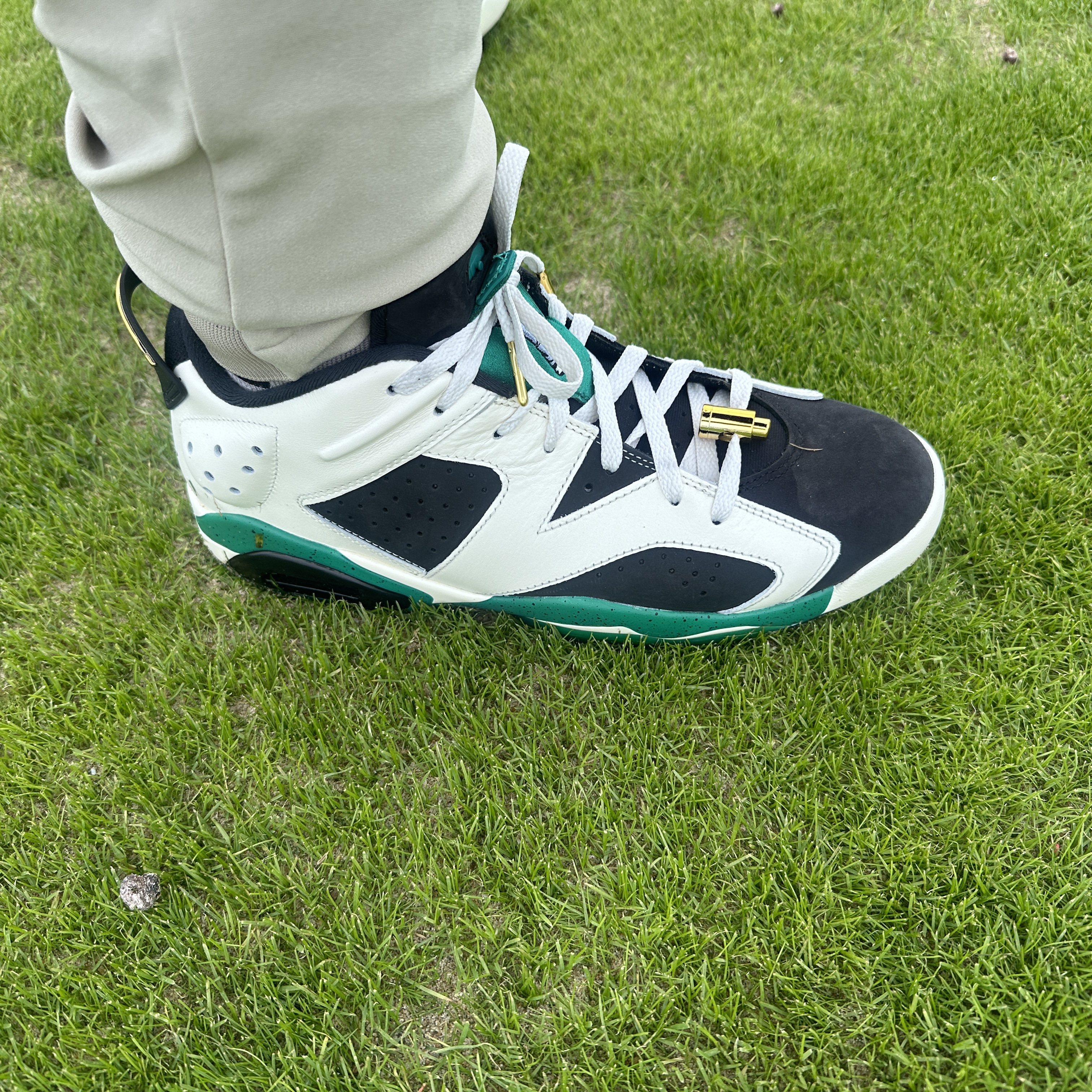 Jordan 6 x Eastside Golf Low Golf 1961 White Malachite 착용 스타일