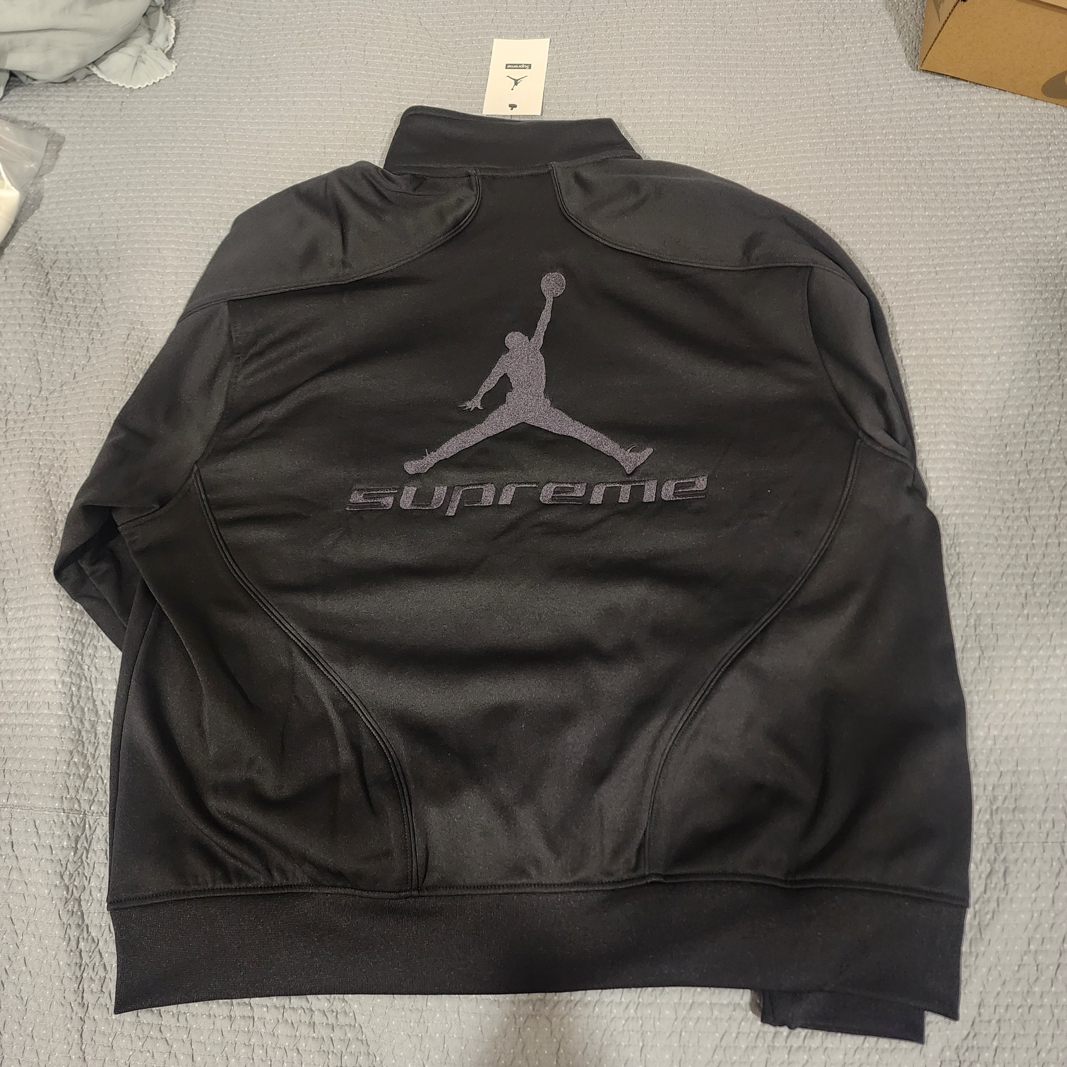 Supreme x Jordan Tricot Track Jacket Black - 24FW 착용 스타일 - 1