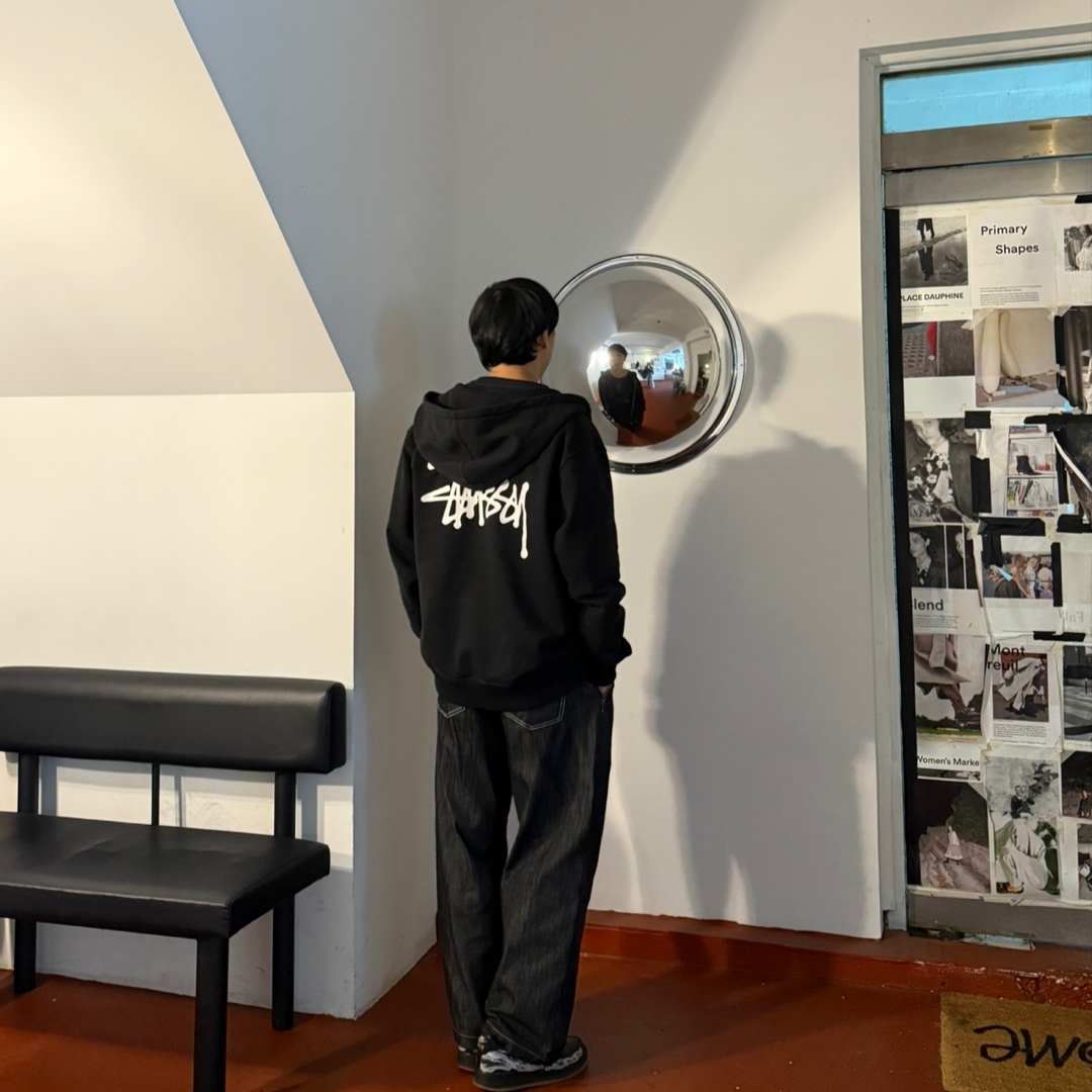 Stussy Basic Zip Hoodie Black, Stussy Welcome Mat Cocoa 착용 스타일