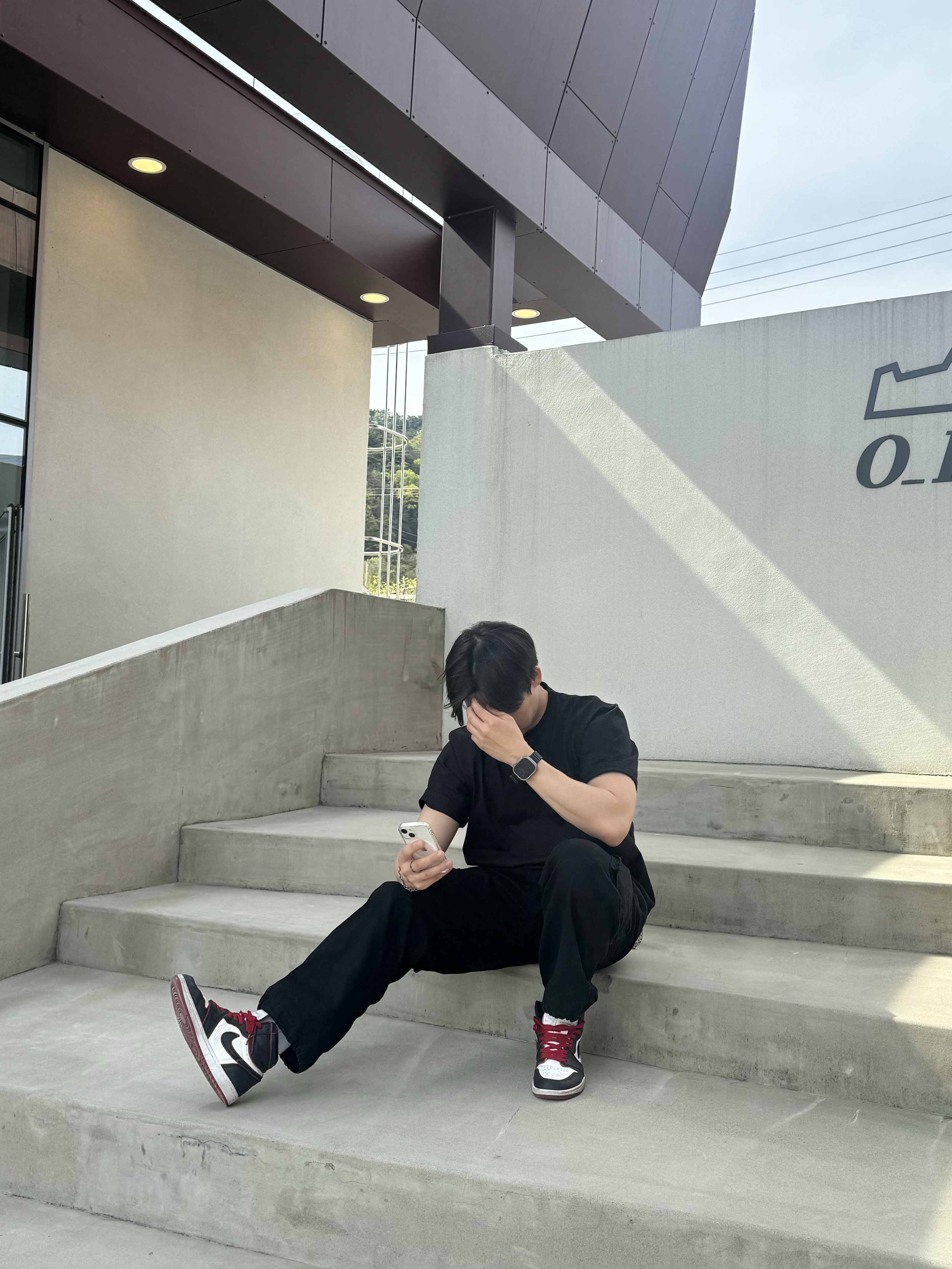Stüssy グレー フーディ　正規品 stussy ステューシー グレーパーカー Lサイズ アーチロゴ パイル