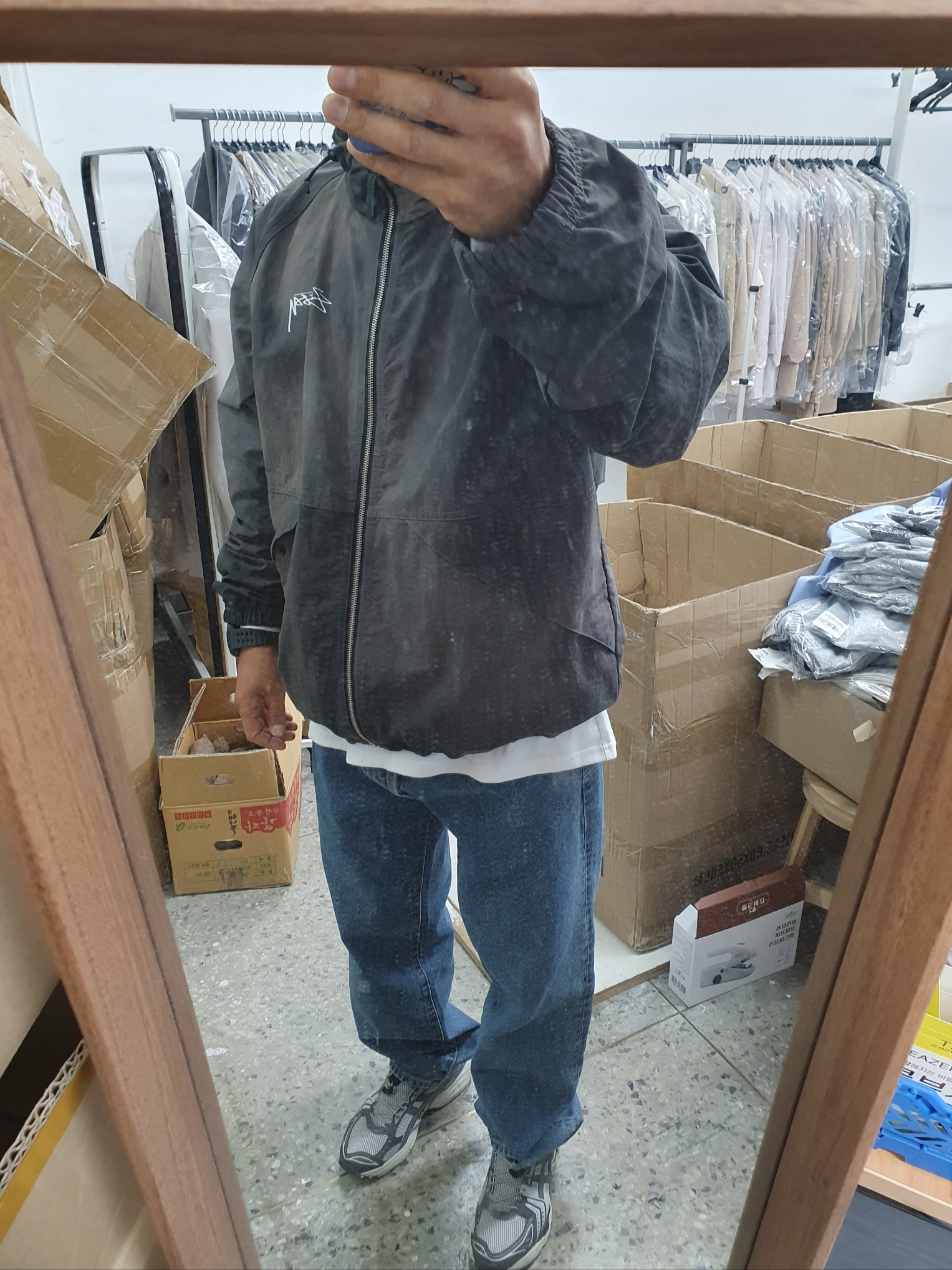 Supreme Regular Jean Indigo - 24SS 착용 스타일