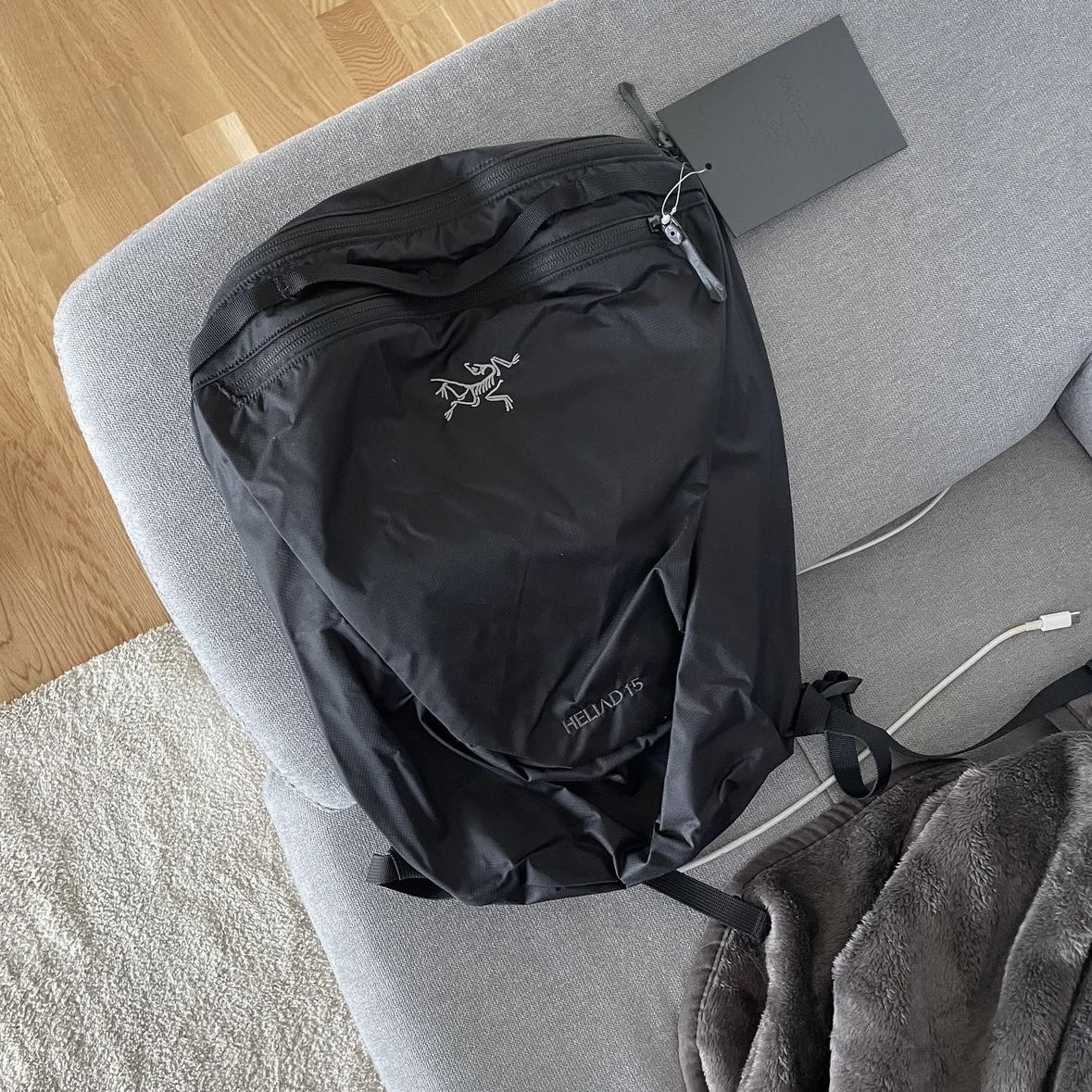 Arc'teryx Heliad 15 Backpack Black 착용 스타일