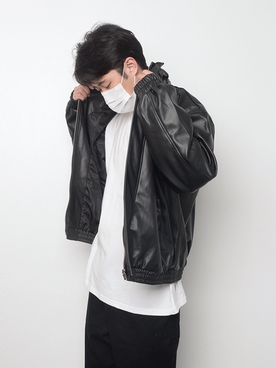 QT8 Garments TL Synthetic Leather Hidden Jacket Black 착용 스타일 - 2