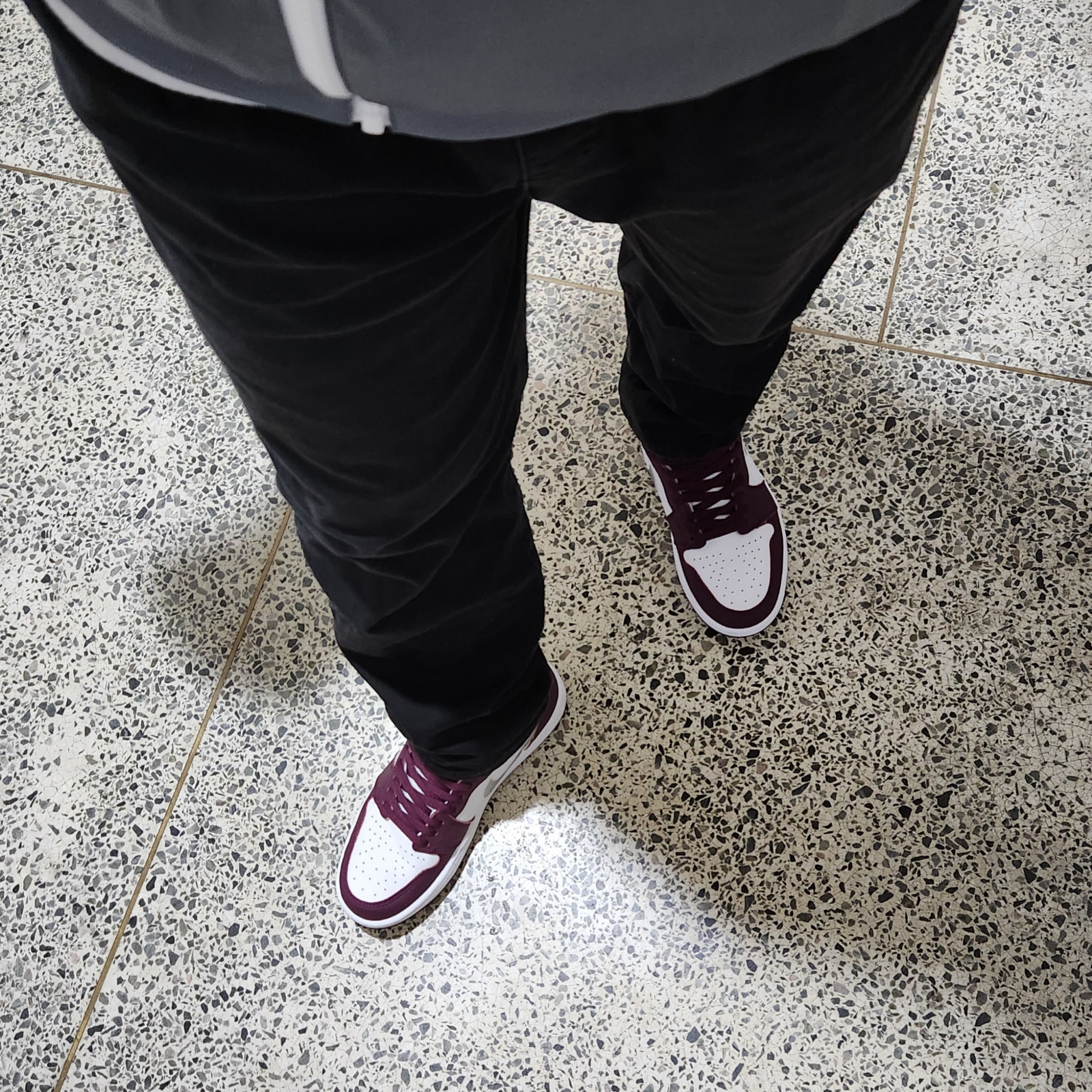 Jordan 1 Retro High OG Bordeaux 착용 스타일