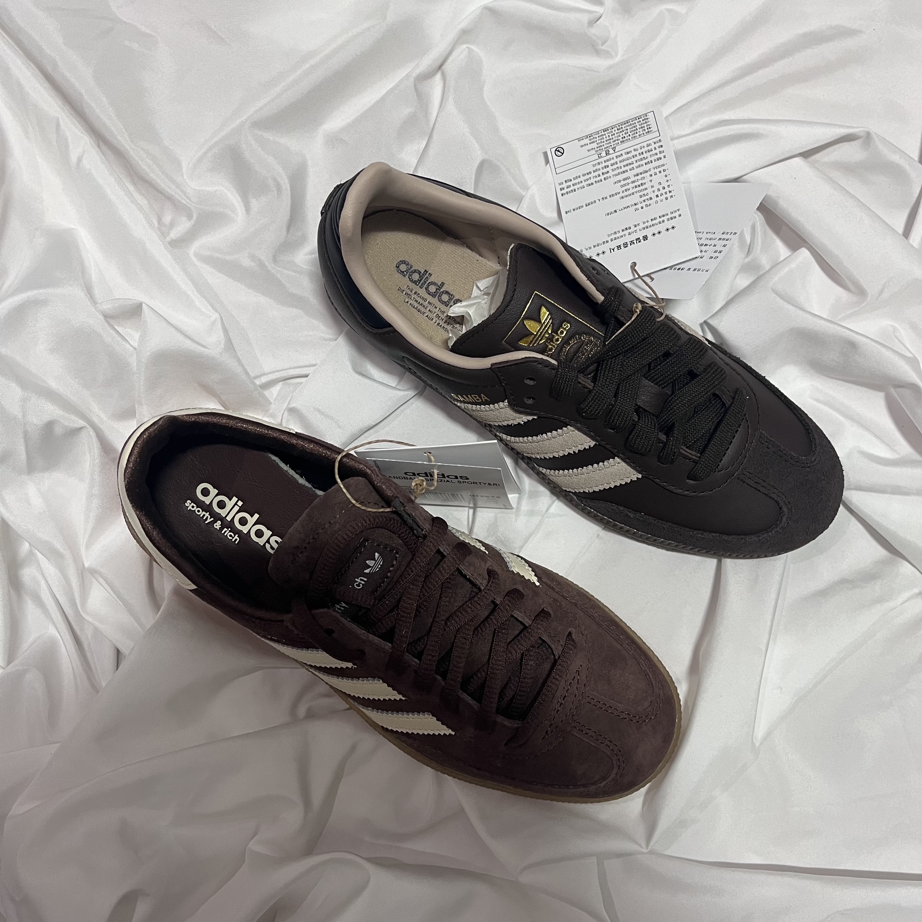 Adidas x Sporty & Rich Spezial Handball Auburn Cream White, Adidas Samba OG Dark Brown Clay Brown 착용 스타일 - 2