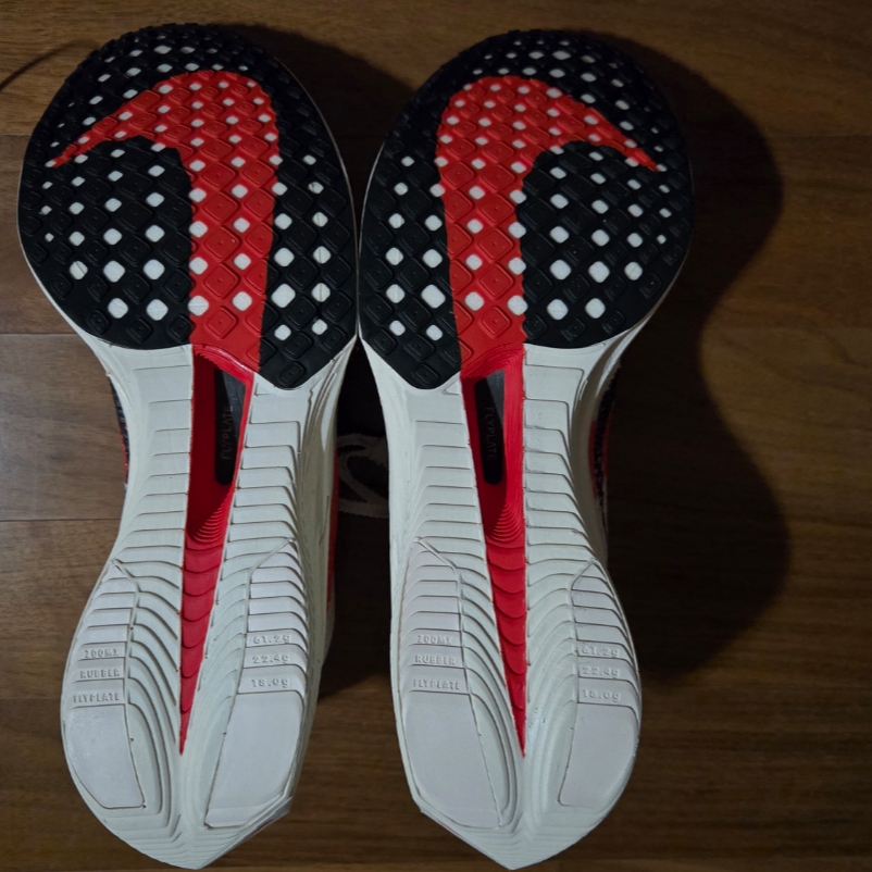 Nike ZoomX Vaporfly Next% 3 Eliud Kipchoge 착용 스타일 - 4