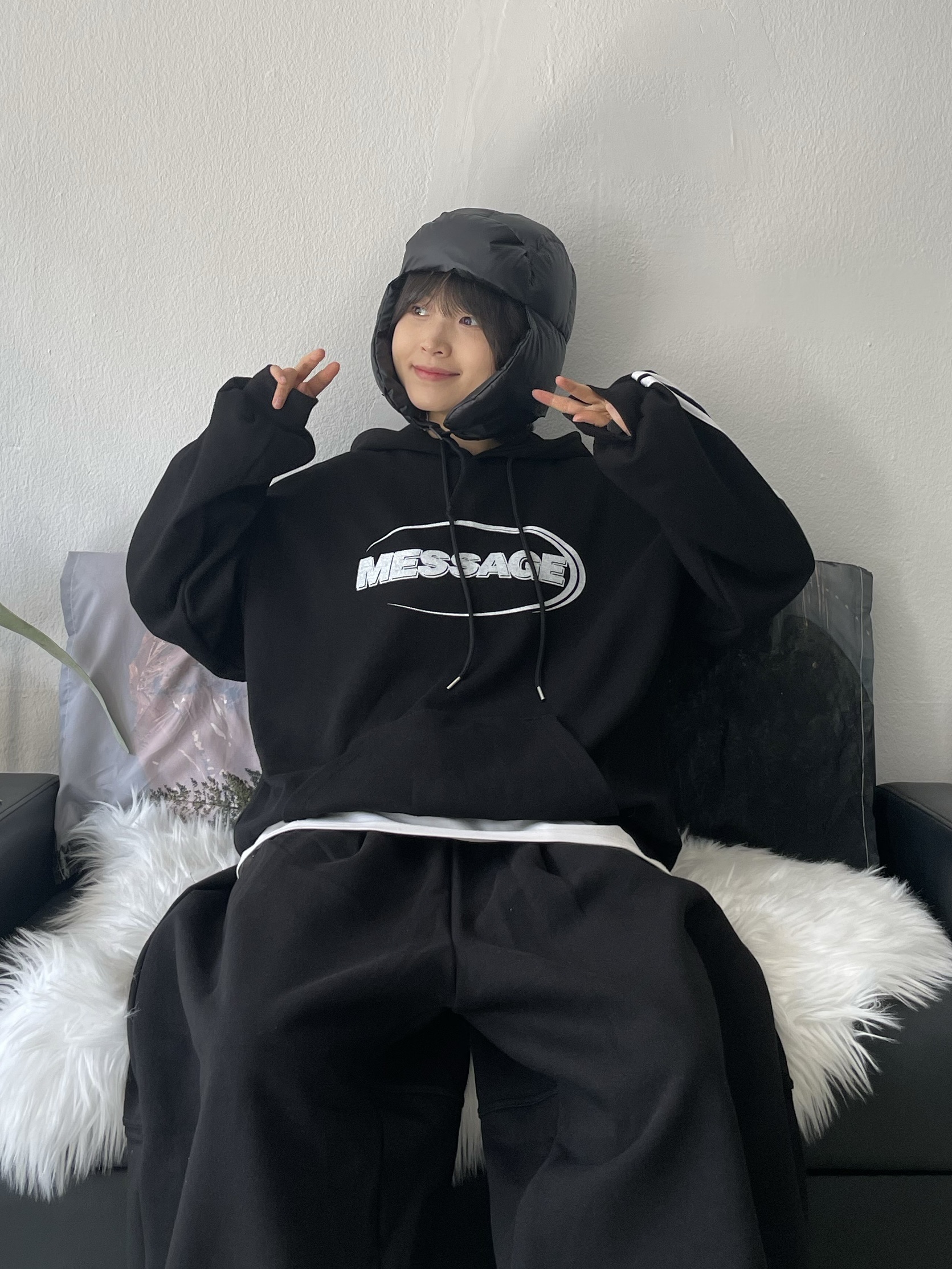 Adidas Adimatic Core Black, Supreme Featherweight Down Trooper Black - 23FW 착용 스타일 - 6