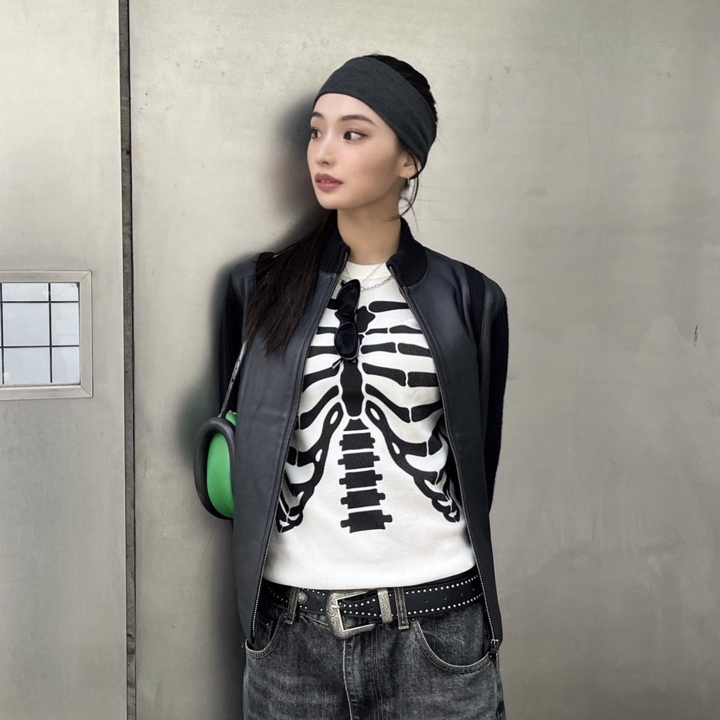 Supreme Hanes Bones Thermal Crew Natural (1 Pack) 착용 스타일 - 2