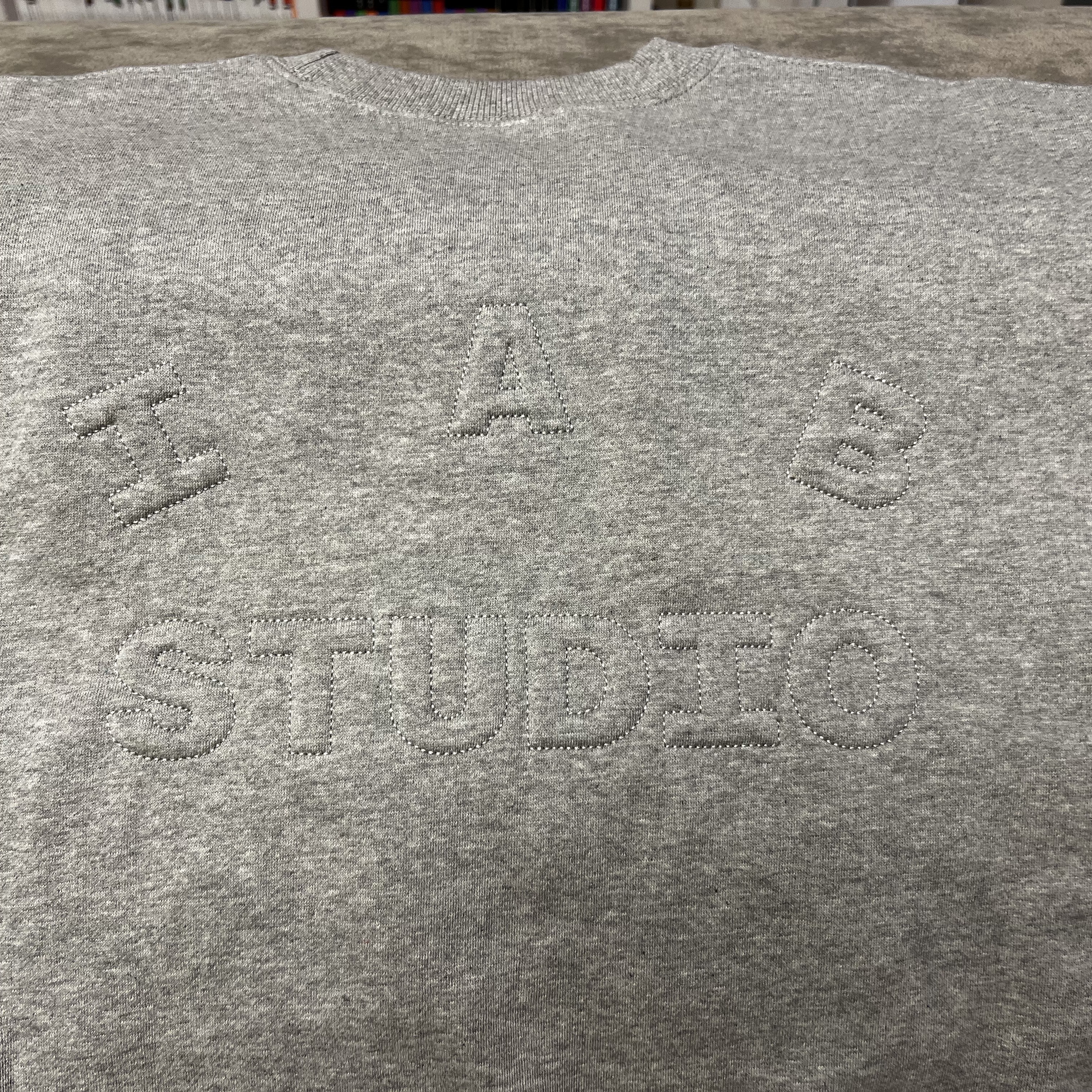 IAB Studio Embossed Sweatshirt Gray 착용 스타일 - 9