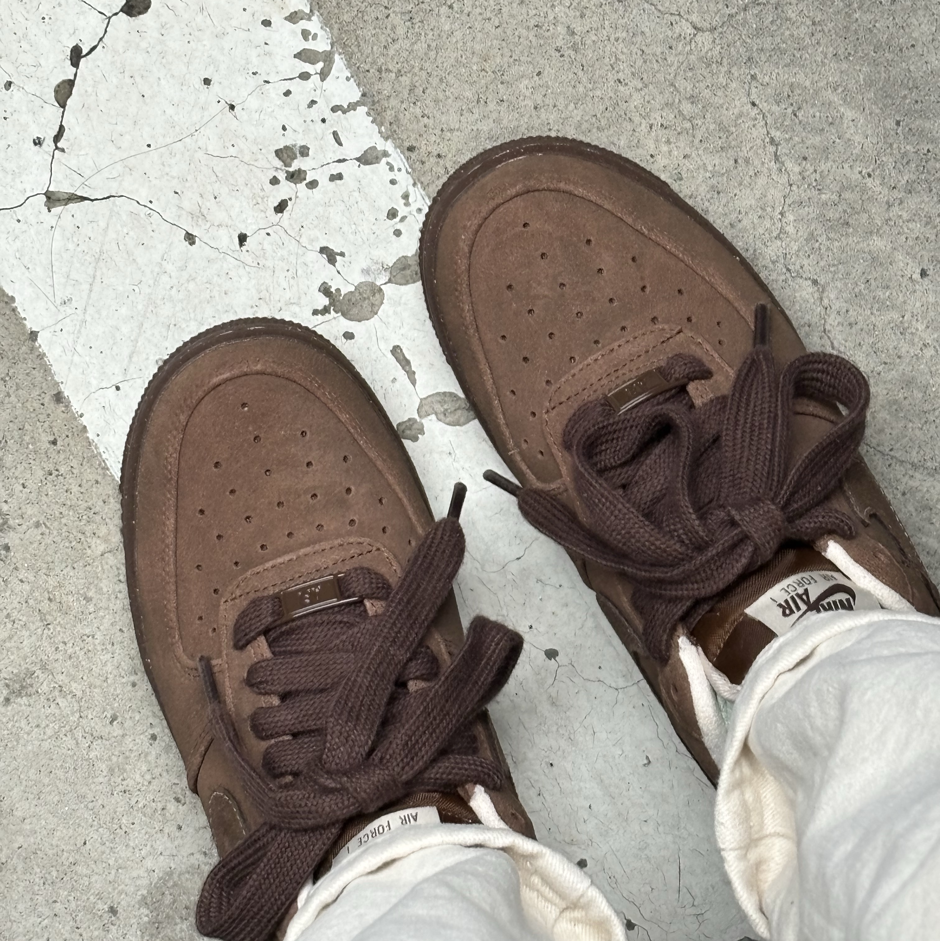 (W) Nike Air Force 1 '07 Cacao Wow 착용 스타일