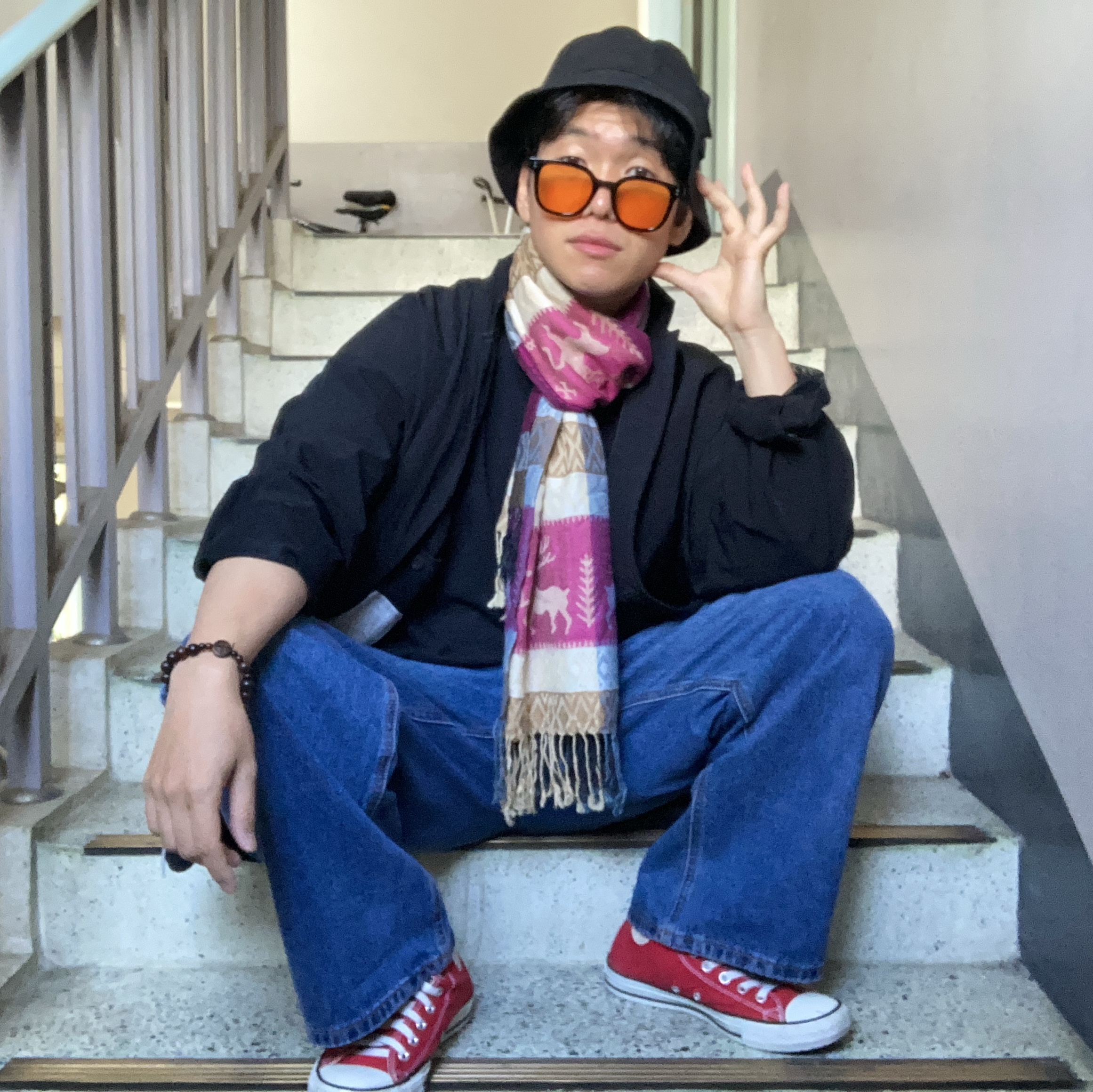 Converse Chuck 70 High Seasonal Leather University Red 착용 스타일 - 8