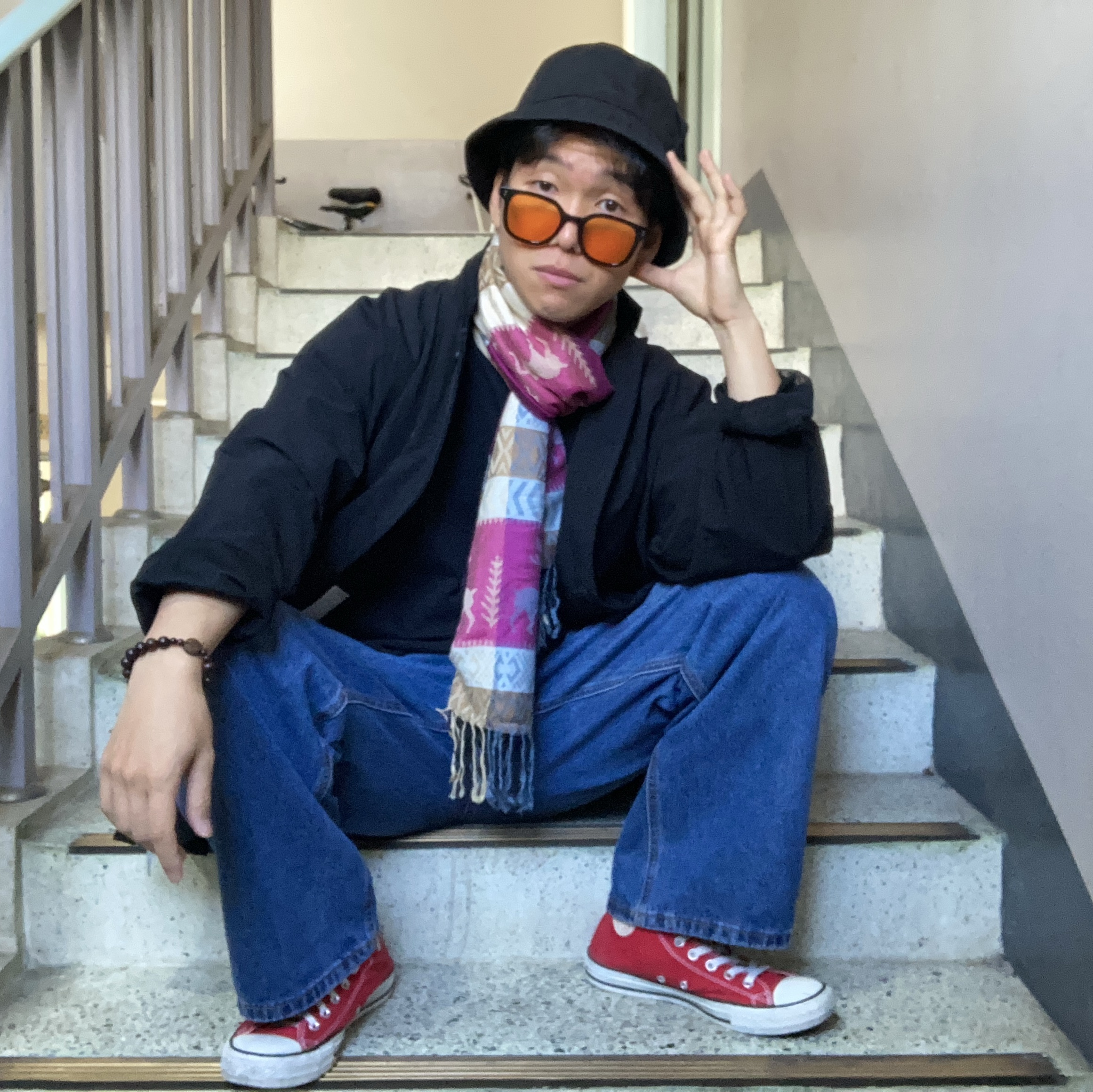 Converse Chuck 70 High Seasonal Leather University Red 착용 스타일 - 2