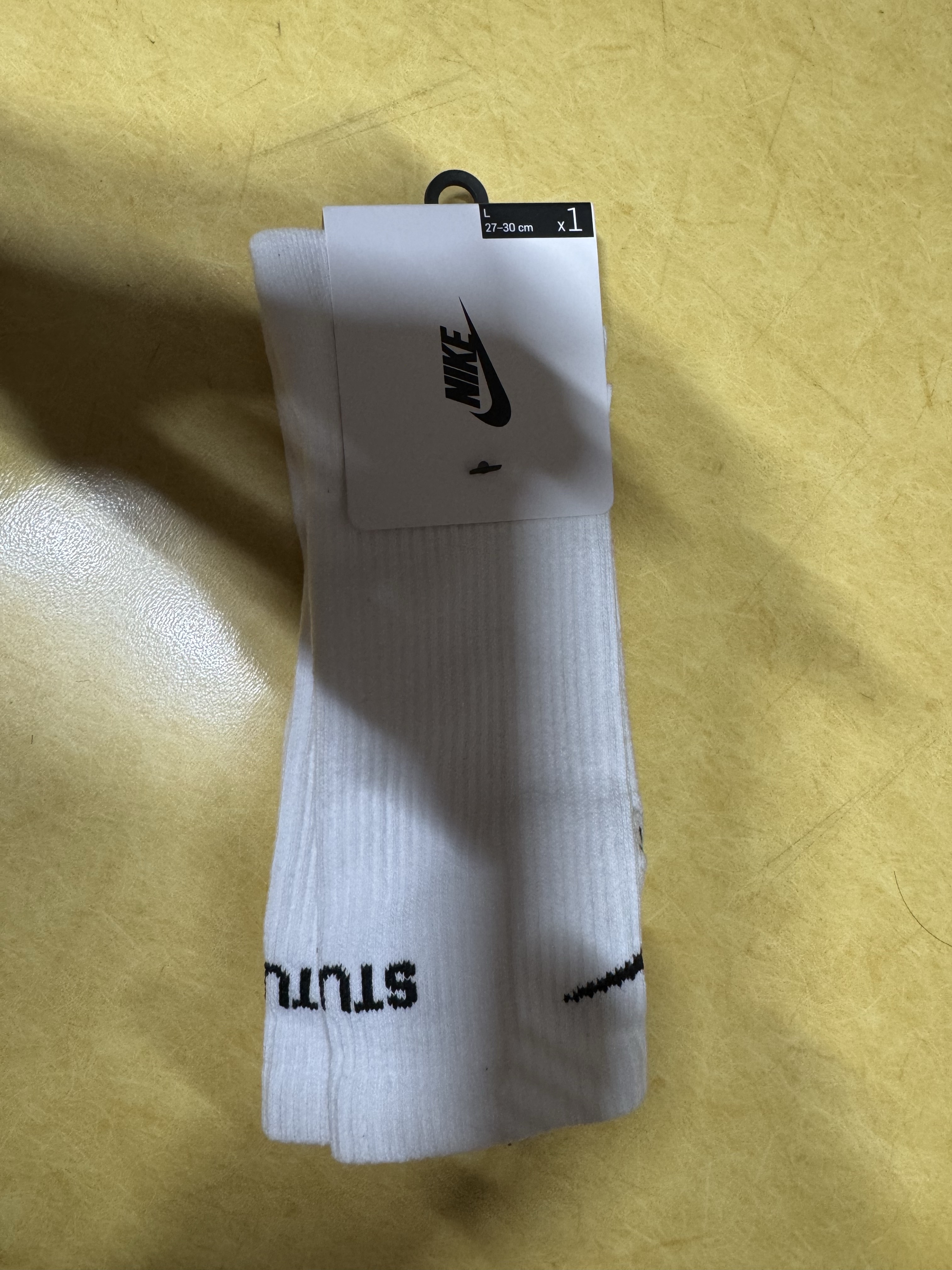 Nike x Stussy NRG Crew Socks White Black 착용 스타일