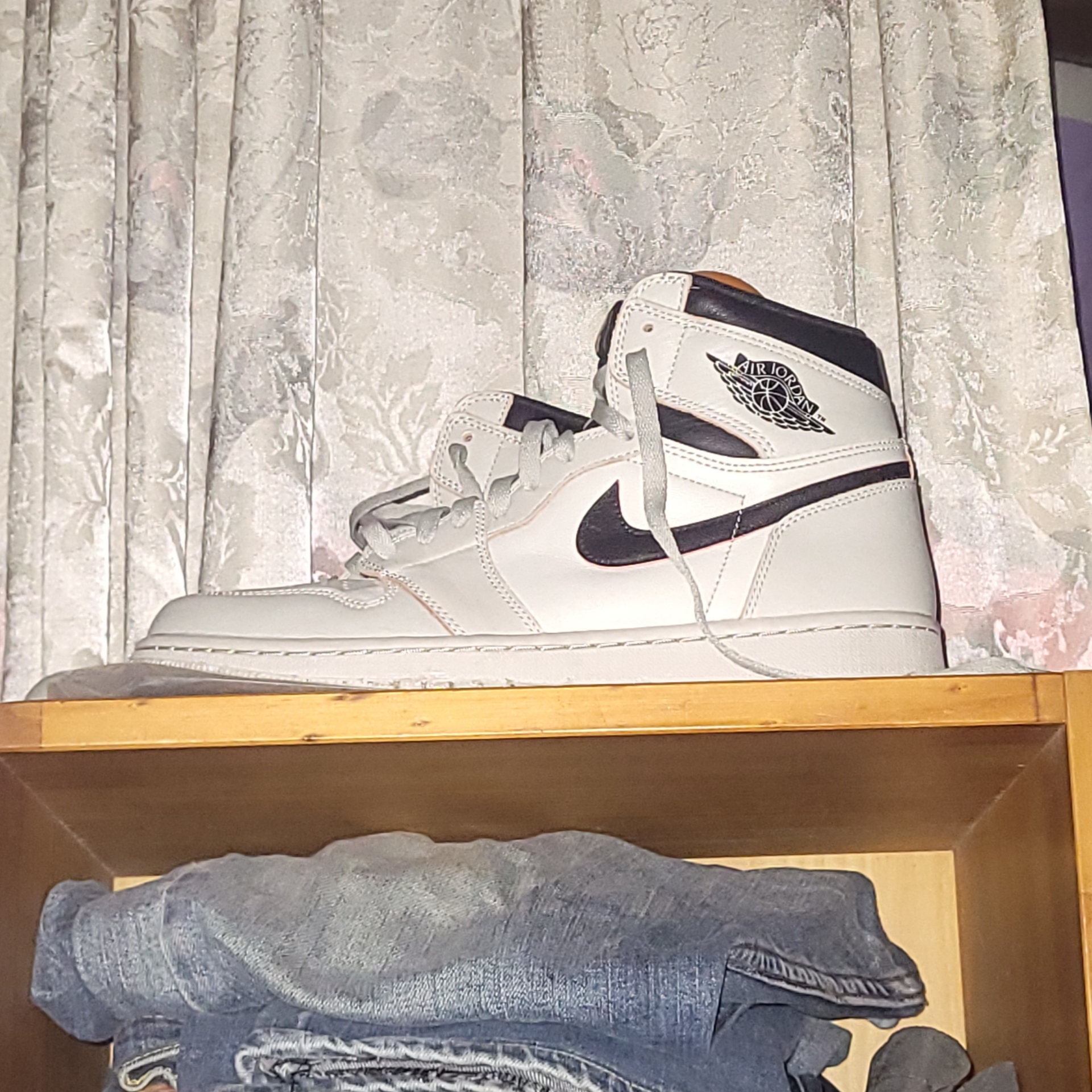 Jordan 1 Retro High OG Defiant SB NYC to Paris 착용 스타일 - 3