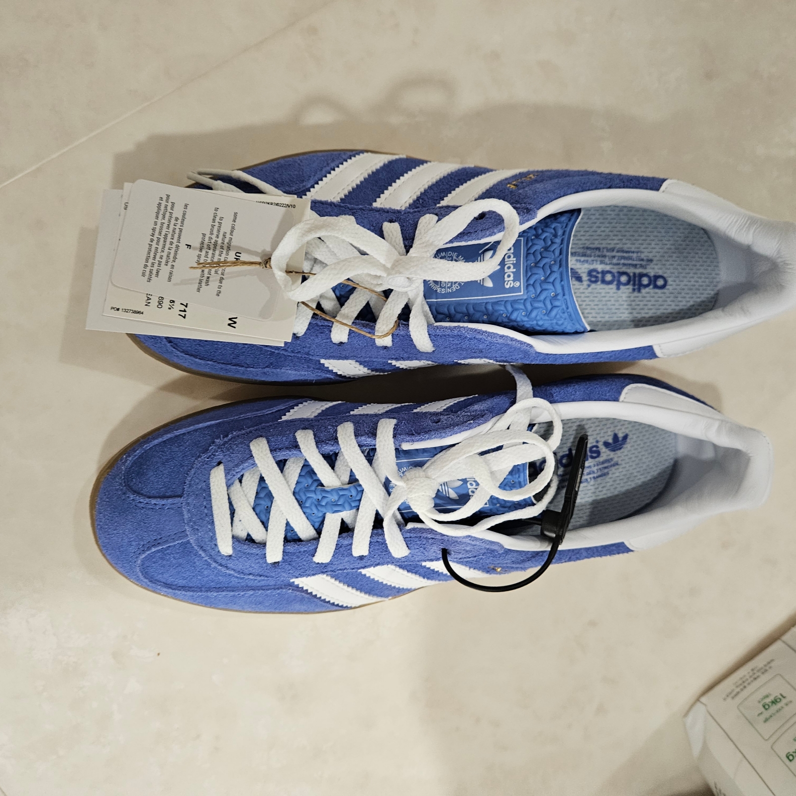 (W) Adidas Gazelle Indoor Blue Fusion Cloud White 착용 스타일