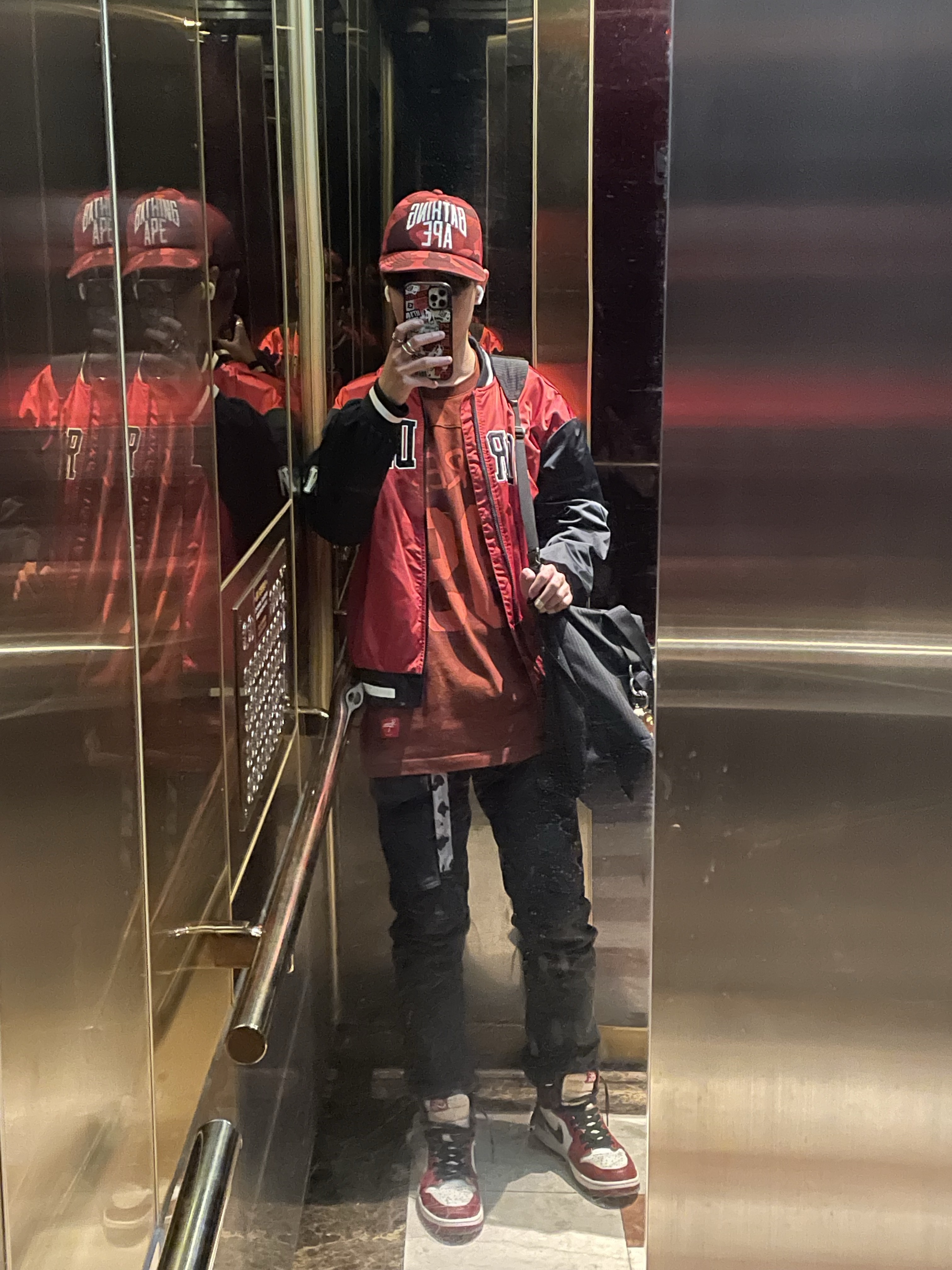BAPE Color Camo NYC Logo Mesh Cap Red, Supreme 99 LS Football Top Maroon - 24SS 착용 스타일