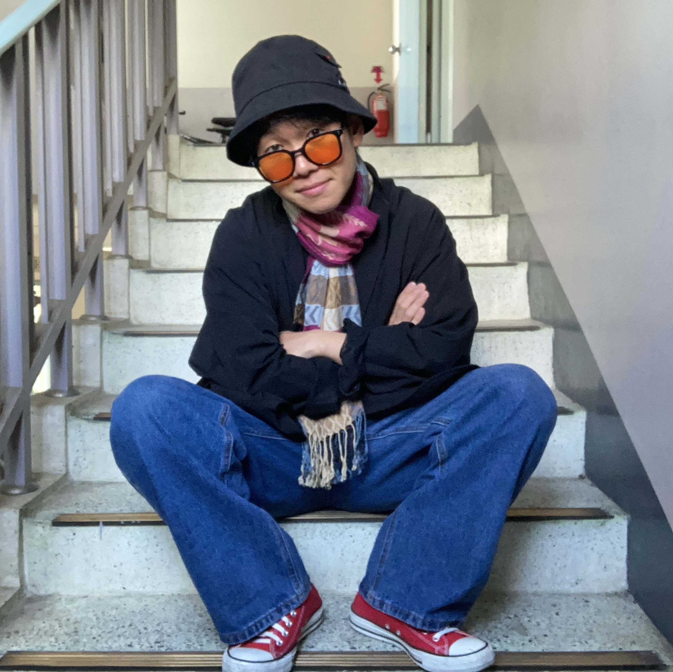 Converse Chuck 70 High Seasonal Leather University Red 착용 스타일 - 9