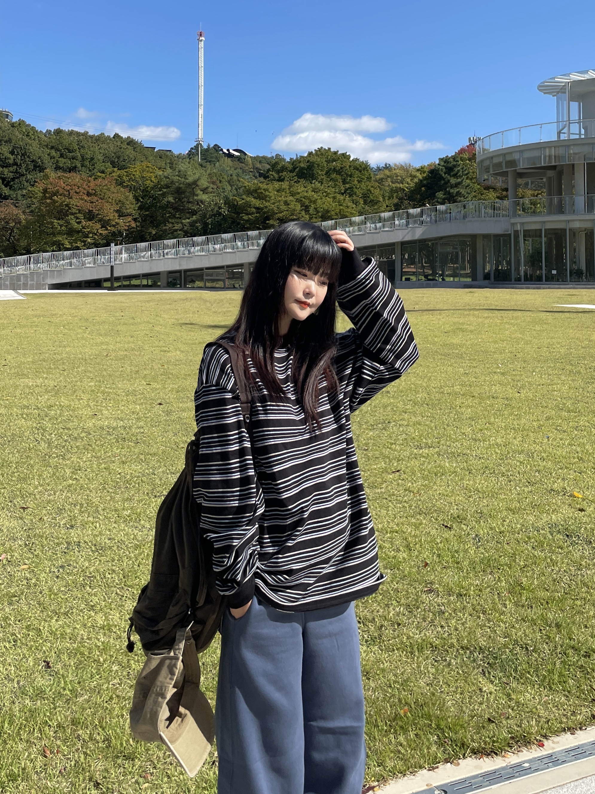 Hello Sunrise Washed OG Logo Ball Cap Camel Brown, (W) UGG Classic Ultra Mini Platform Boots Chestnut 착용 스타일 - 2