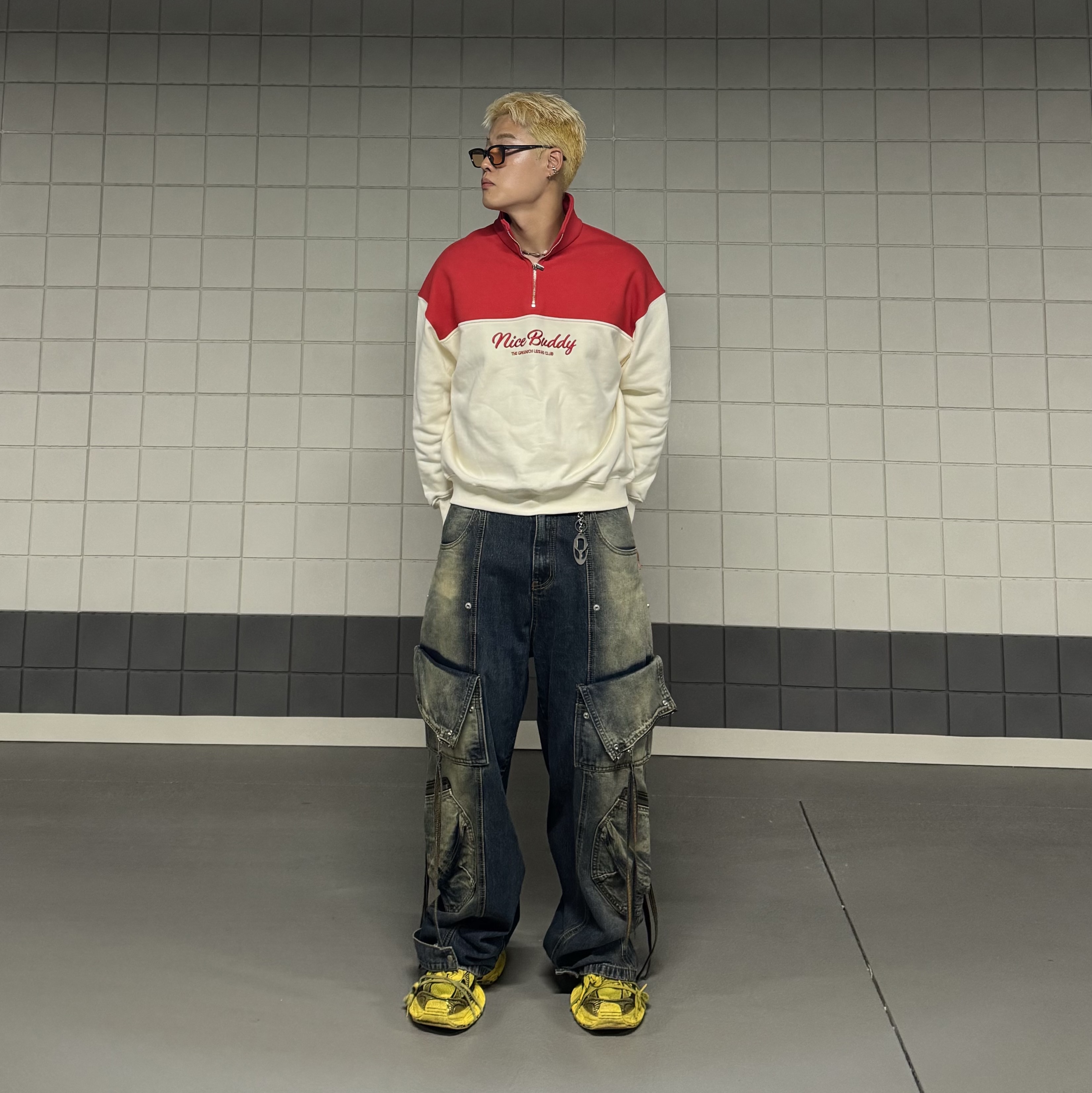 Balenciaga 3XL Sneakers Yellow Black 착용 스타일 - 1