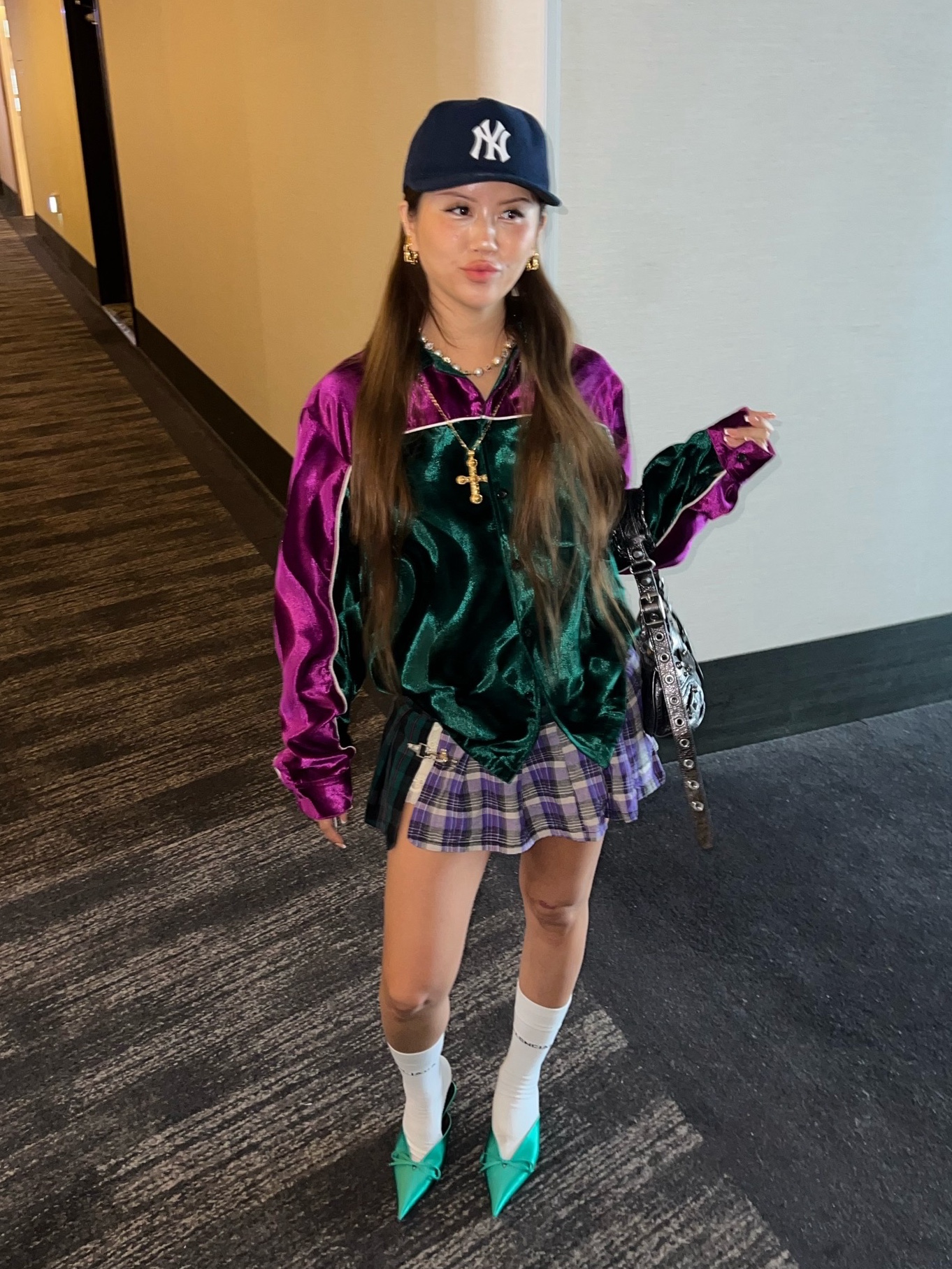BAPE x Heron Preston Mix 1st Camo Sweatpants Purple, Balenciaga Le Cagole XS Shoulder Bag Metallized Dark Grey 착용 스타일 - 6