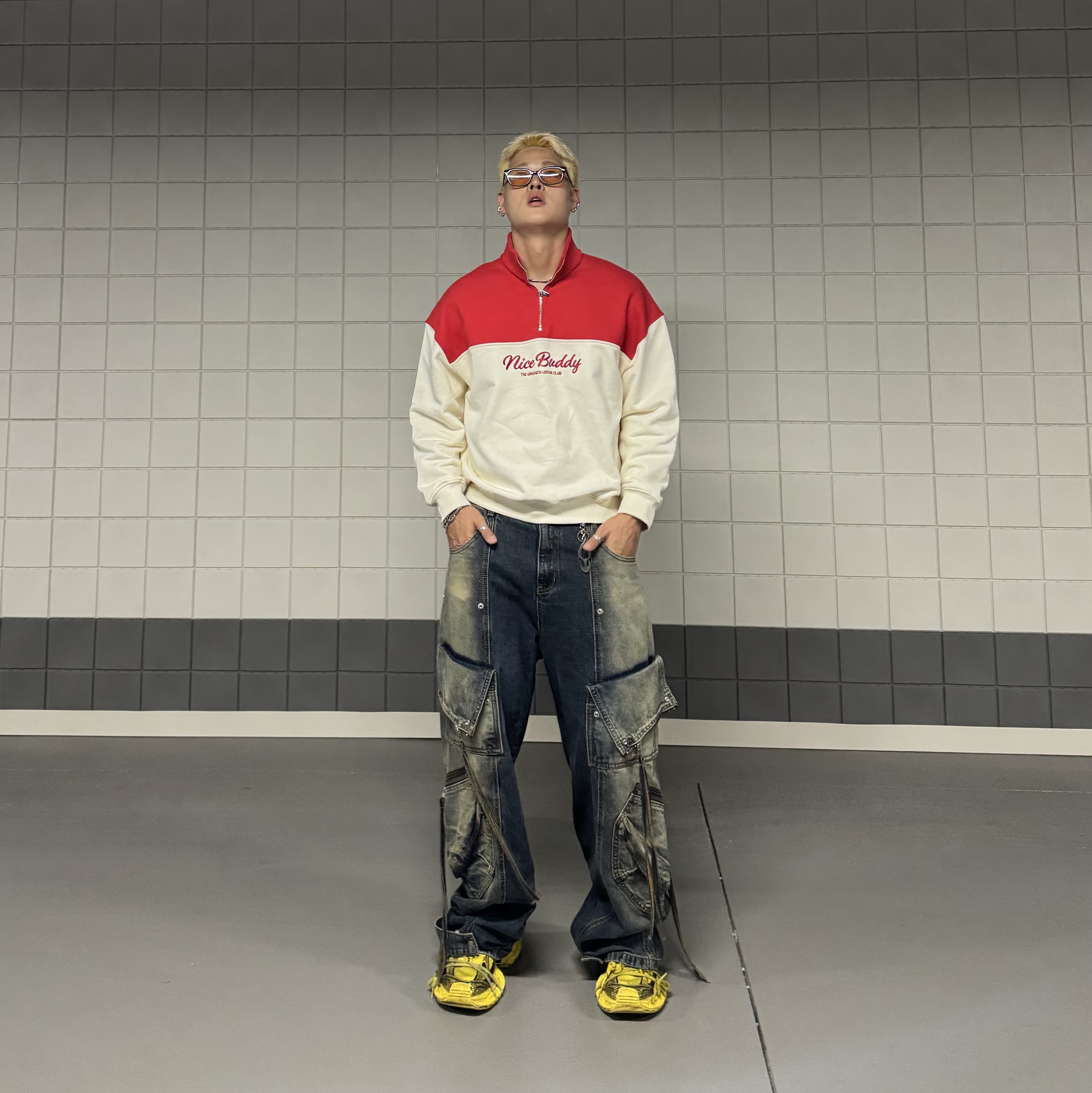 Balenciaga 3XL Sneakers Yellow Black 착용 스타일
