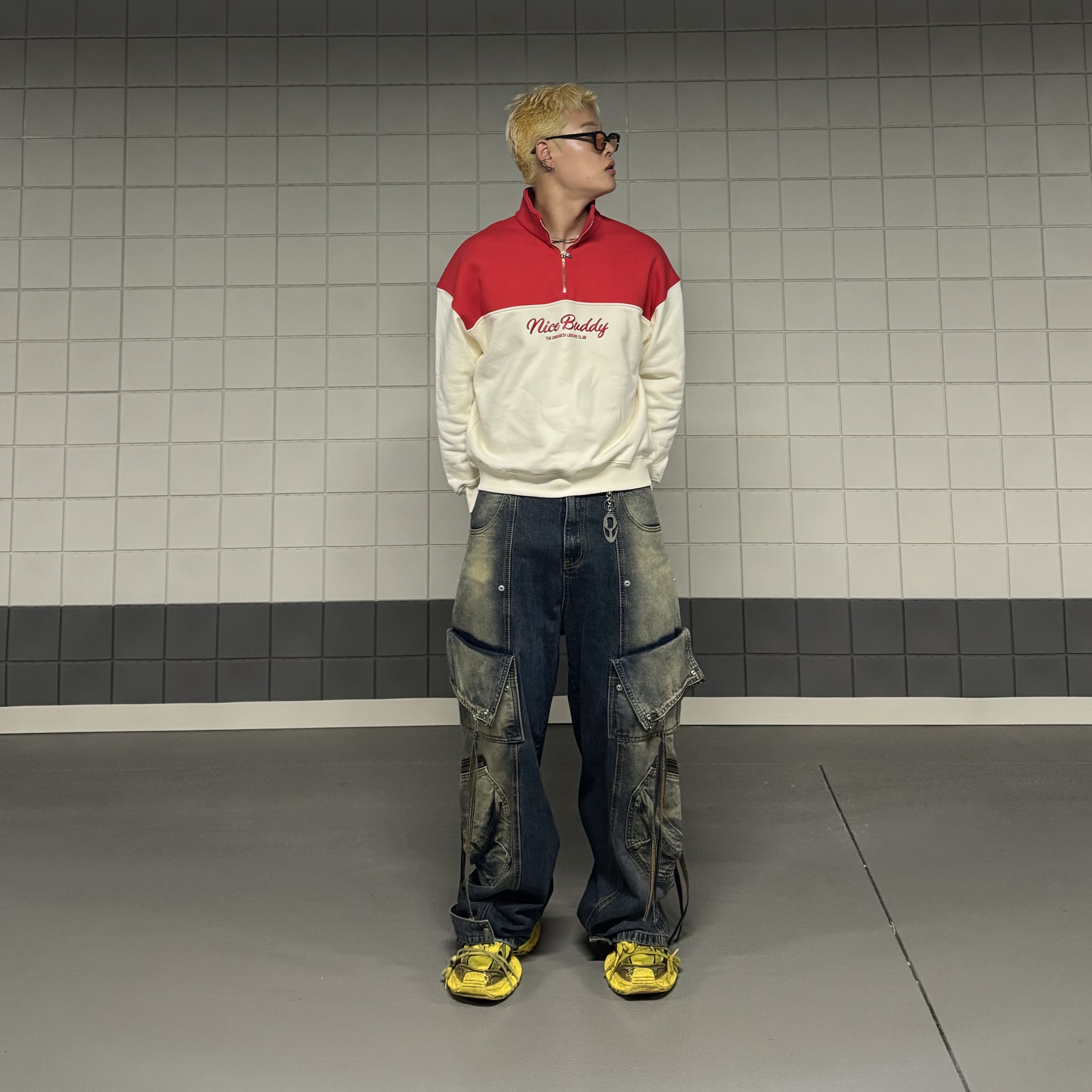 Balenciaga 3XL Sneakers Yellow Black 착용 스타일 - 2