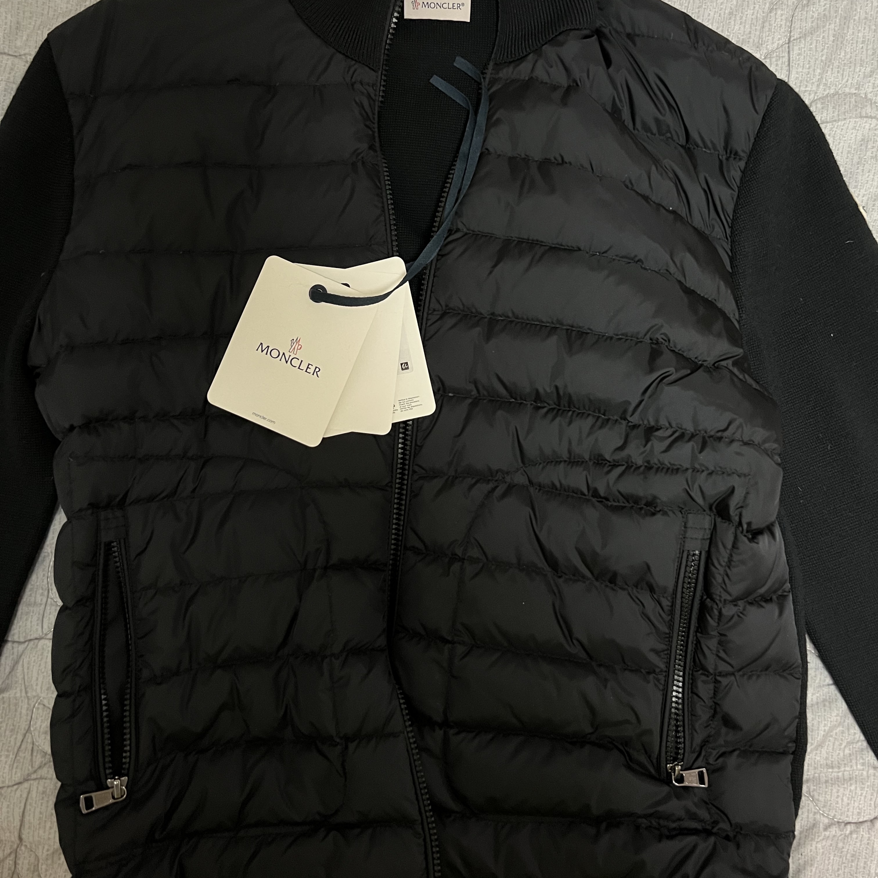 Moncler Padded Wool Cardigan Black - 22FW 착용 스타일