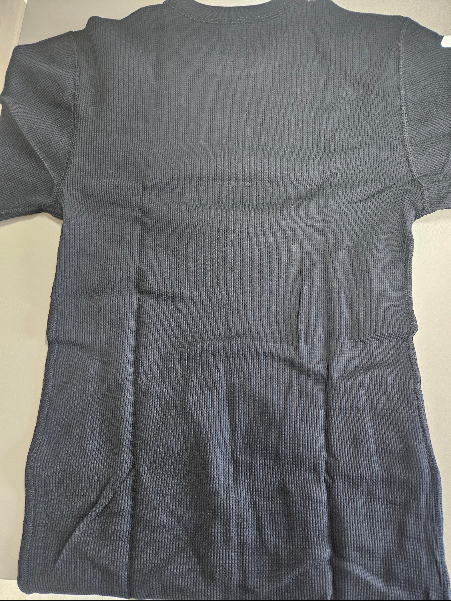 Supreme Stencil Thermal S/S Top Black - 24FW 착용 스타일 - 3