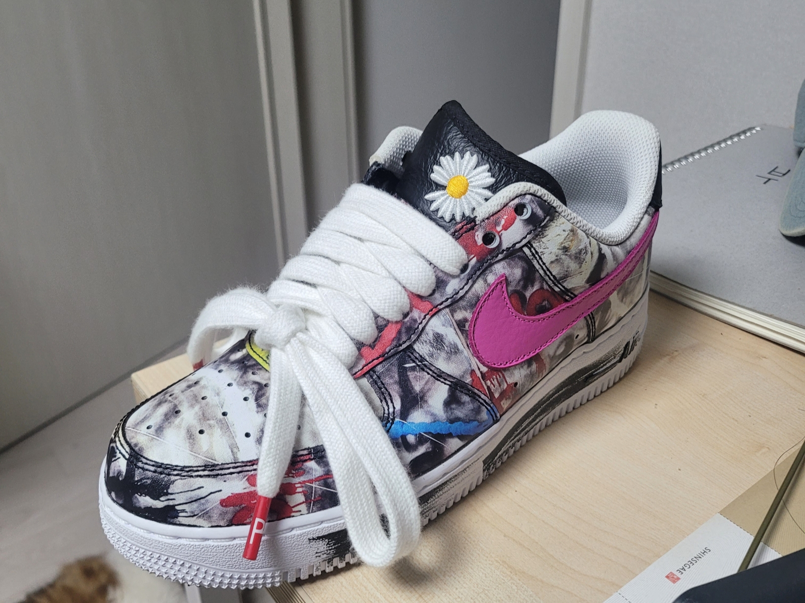 Nike x Peaceminusone Air Force 1 Low Para-Noise 3.0 Black and Multicolor 착용 스타일