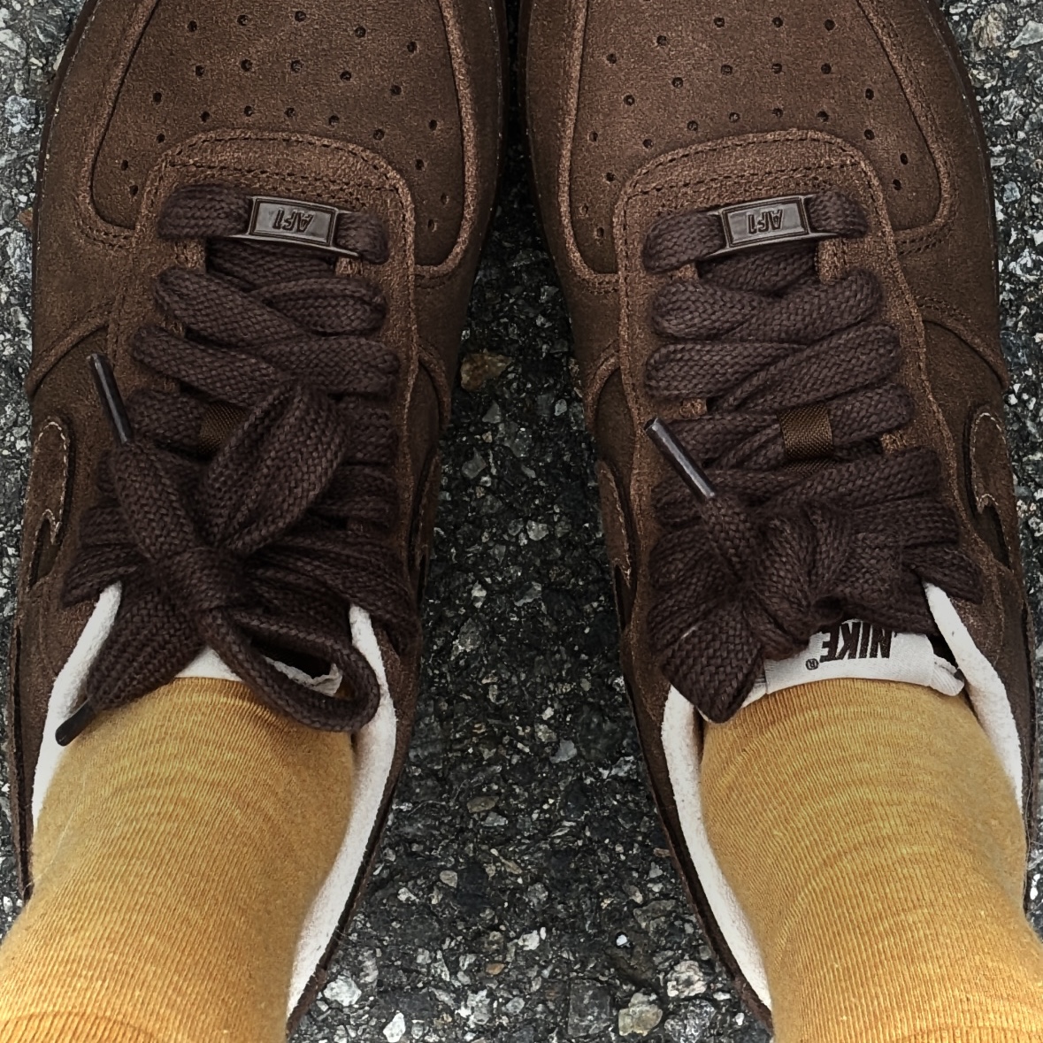 (W) Nike Air Force 1 '07 Cacao Wow 착용 스타일 - 1